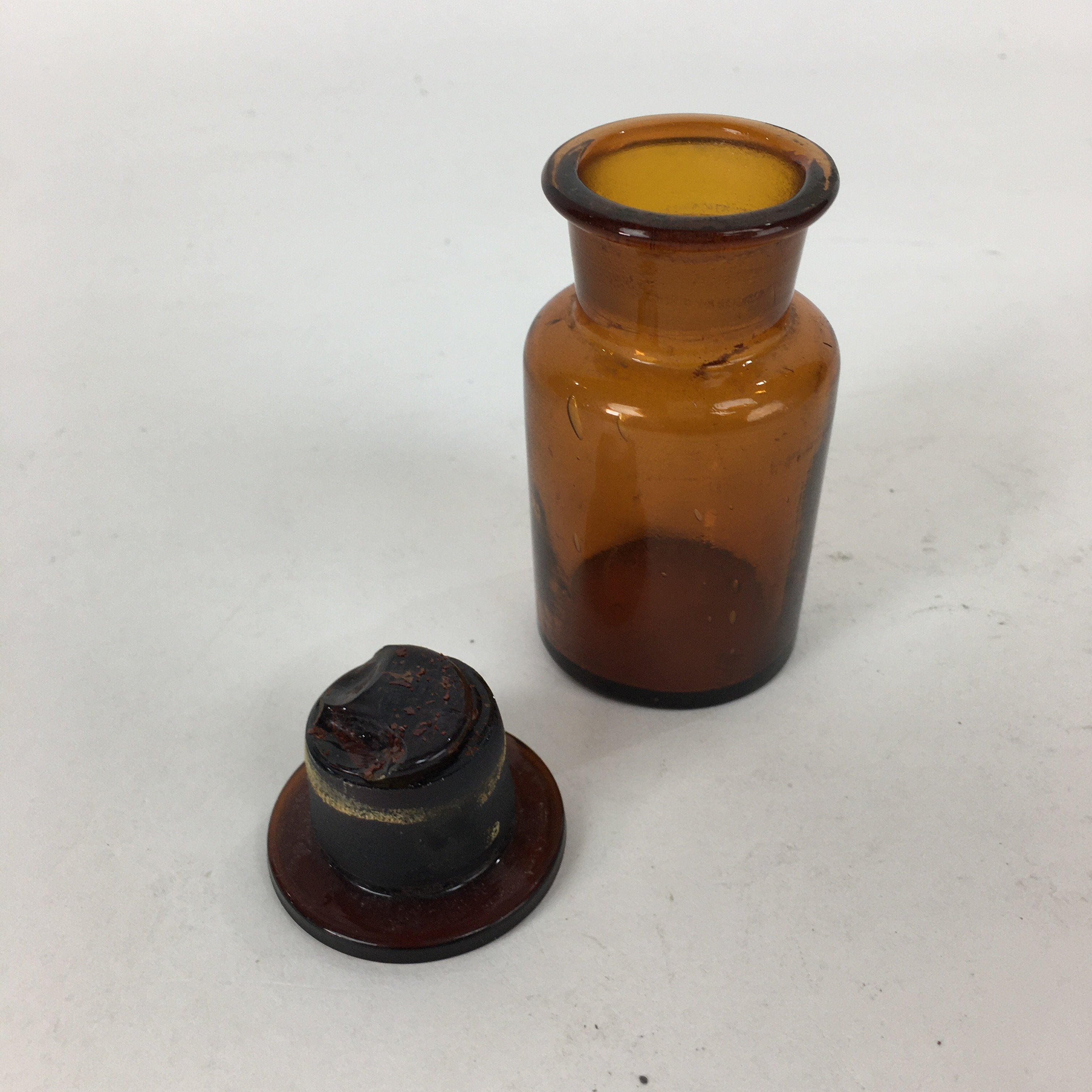 Japanese Lidded Glass Medicine Bottle Vtg Amber Color Glass 8.5 cm Vase MB15