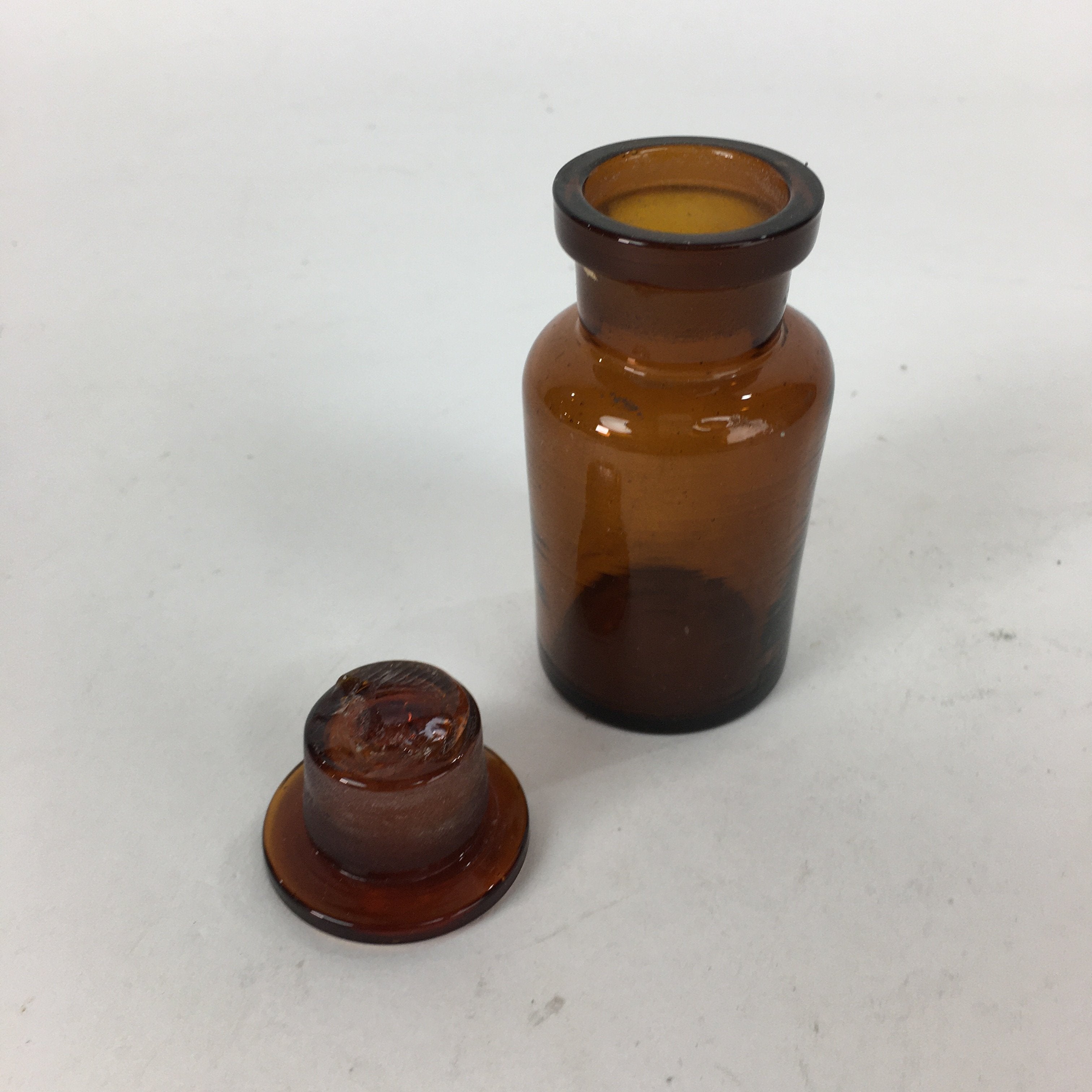 Japanese Lidded Glass Medicine Bottle Vtg Amber Color Glass 9 cm Vase MB16