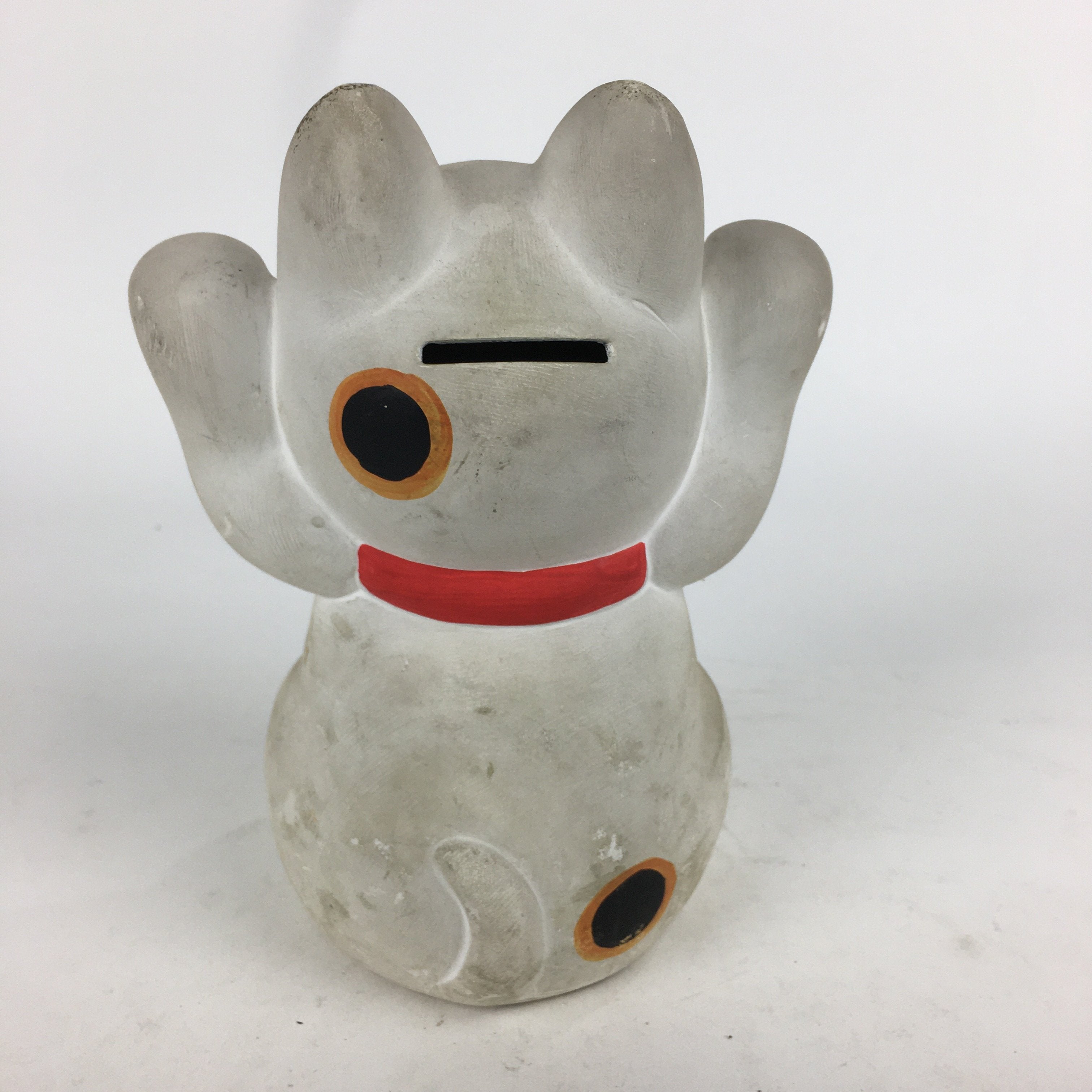 Japanese Manekineko Piggy bank Vtg Plaster Beckoning Cat Lucky Charm White BD730