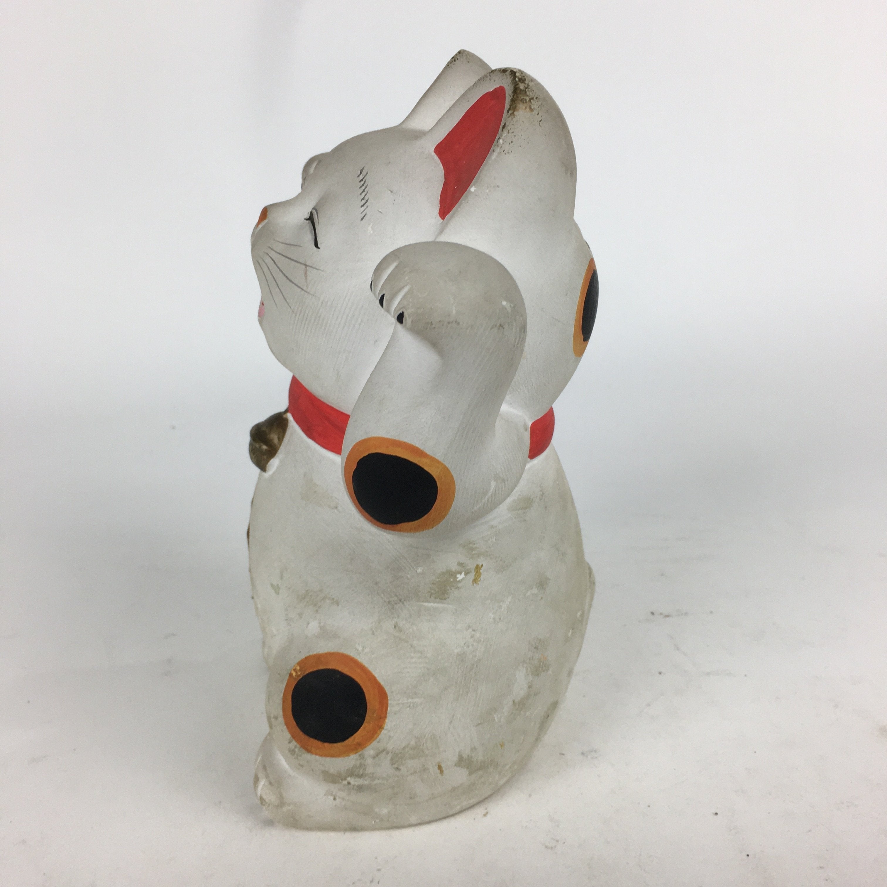 Japanese Manekineko Piggy bank Vtg Plaster Beckoning Cat Lucky Charm White BD730