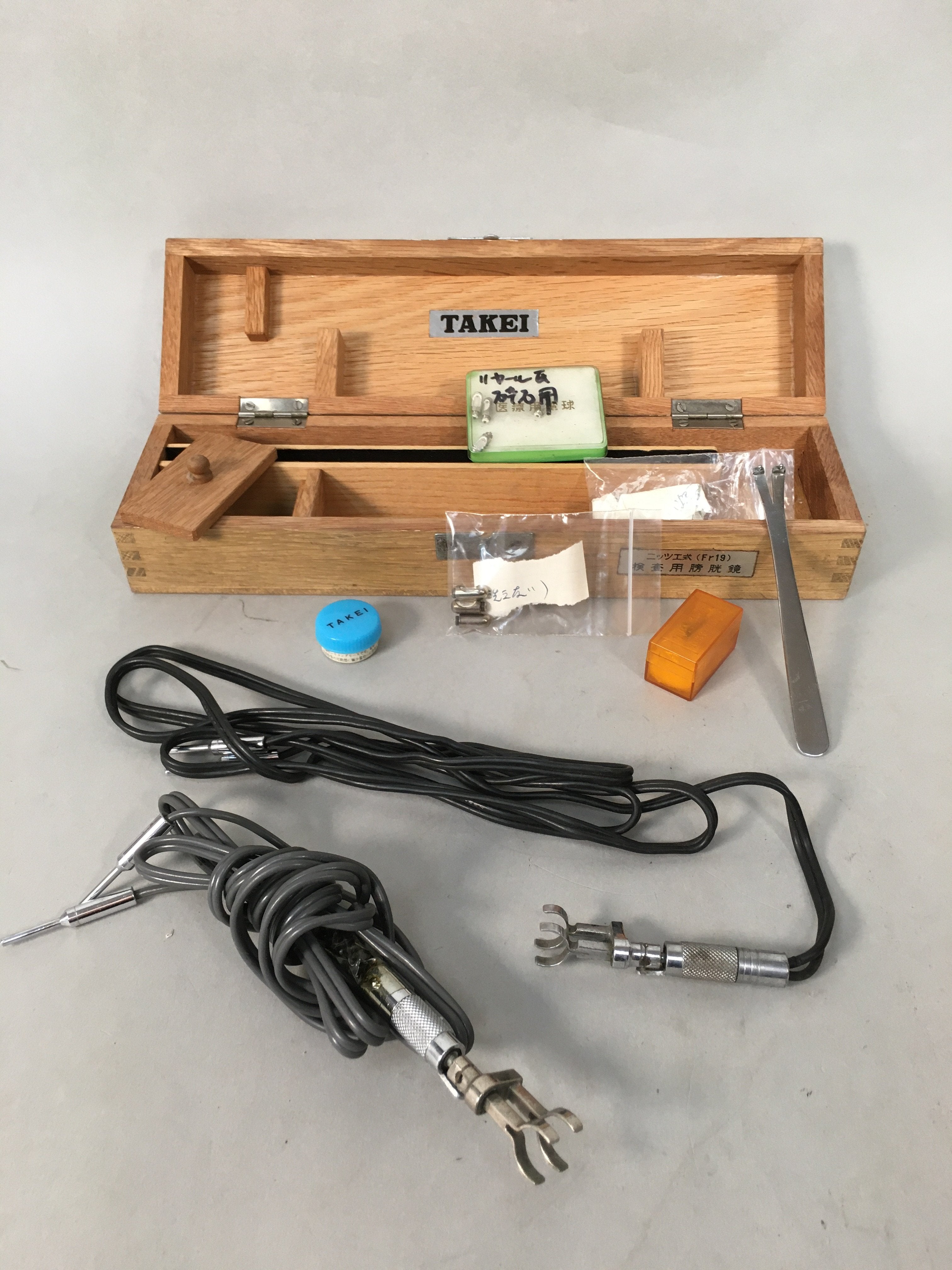 Japanese Medical Instrument Endoscope Bladder Inspection Vtg Boxed PX525