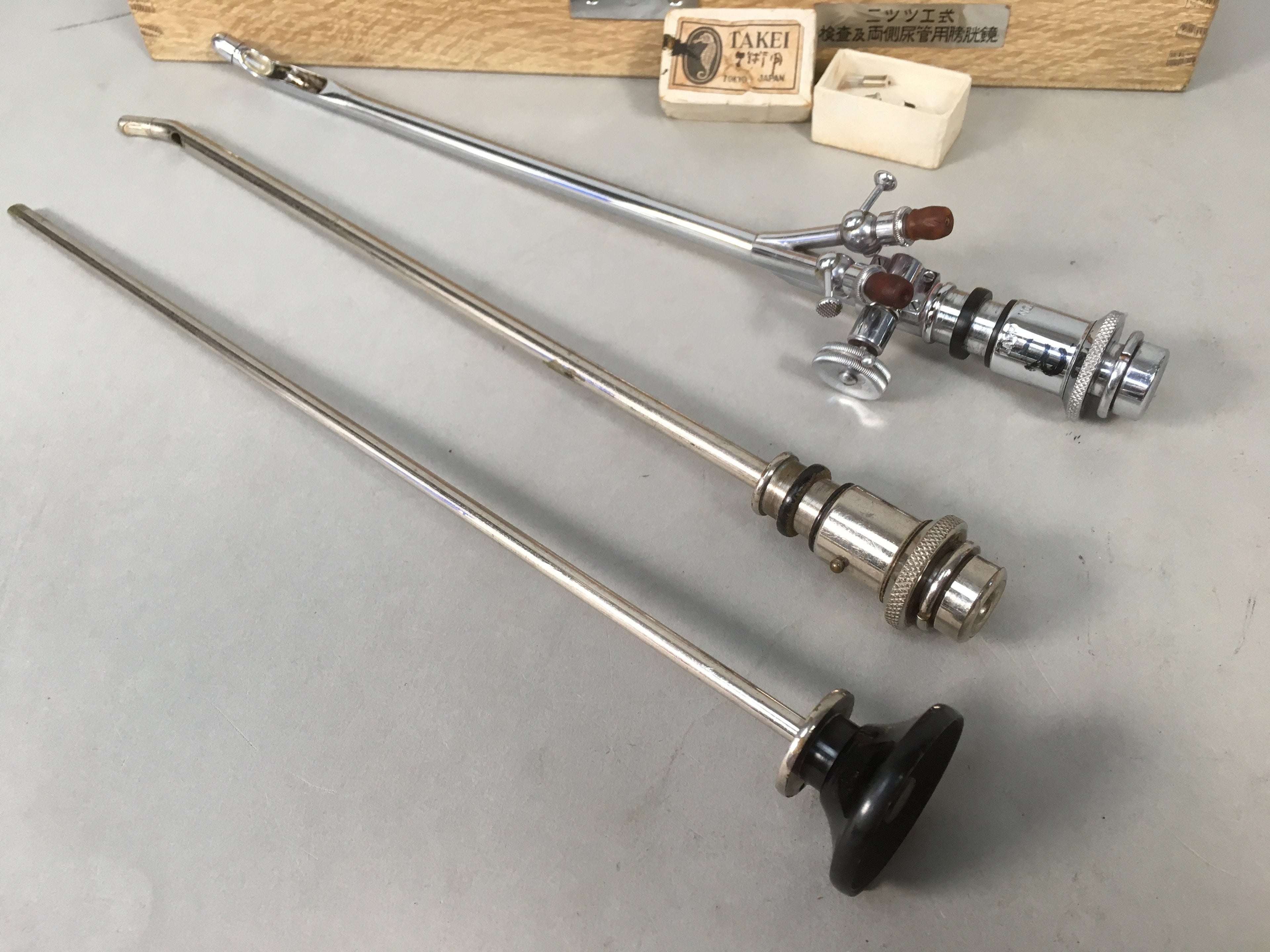 Japanese Medical Instrument Endoscope Bladder Ureter Inspection Vtg Boxed PX528