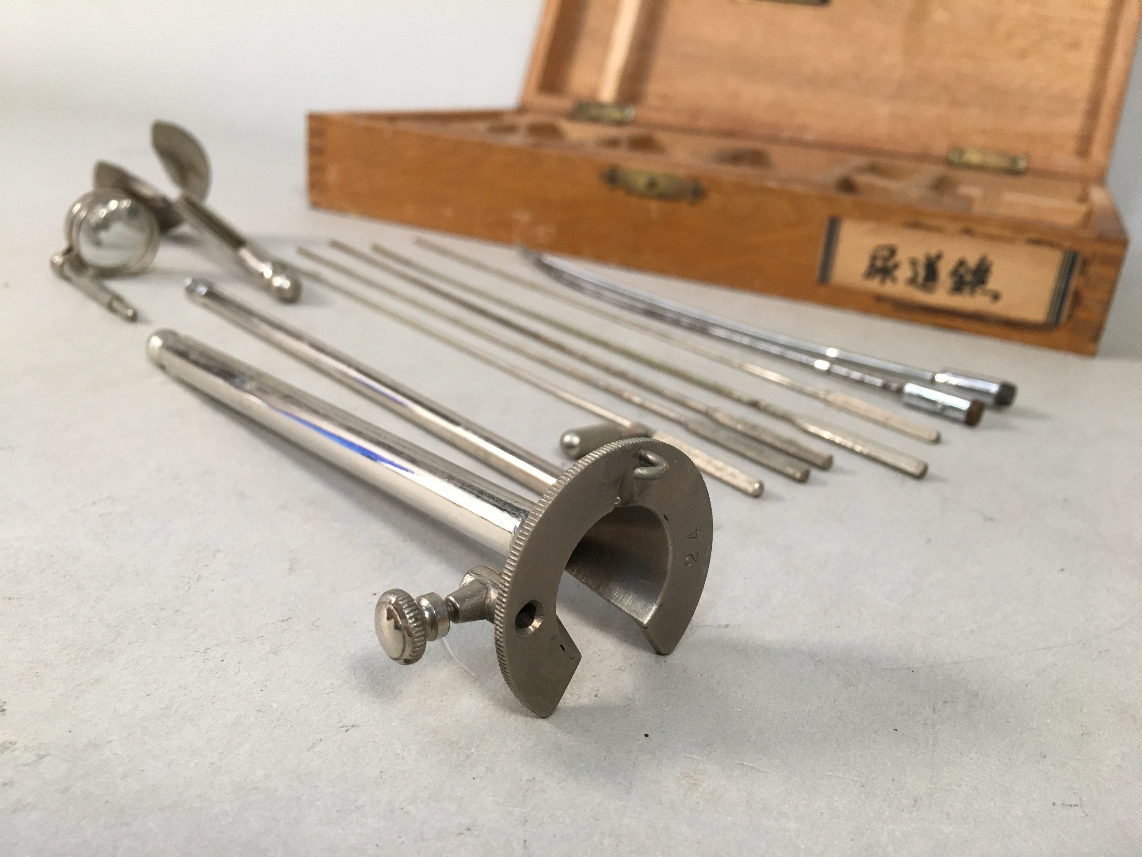 Japanese Medical Instrument Endoscope Ureter Vtg Wooden Boxed PX530