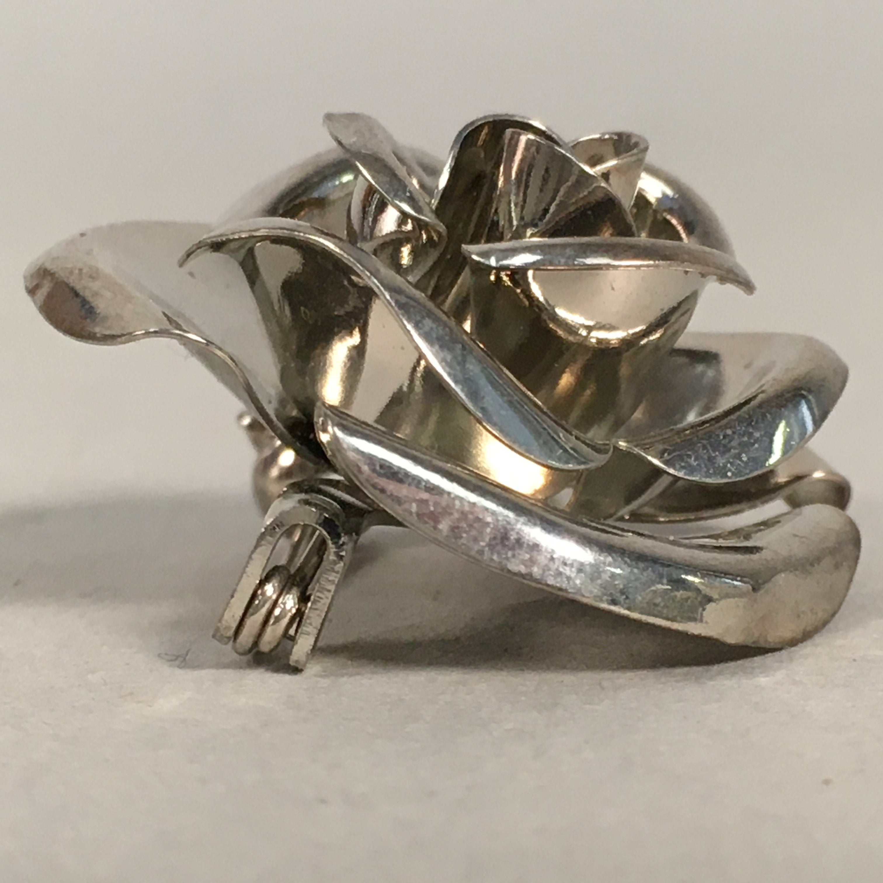 Japanese Metal Brooch Vtg Badge Pin Flower Rose 3-Dimensional 3D Silver JK82