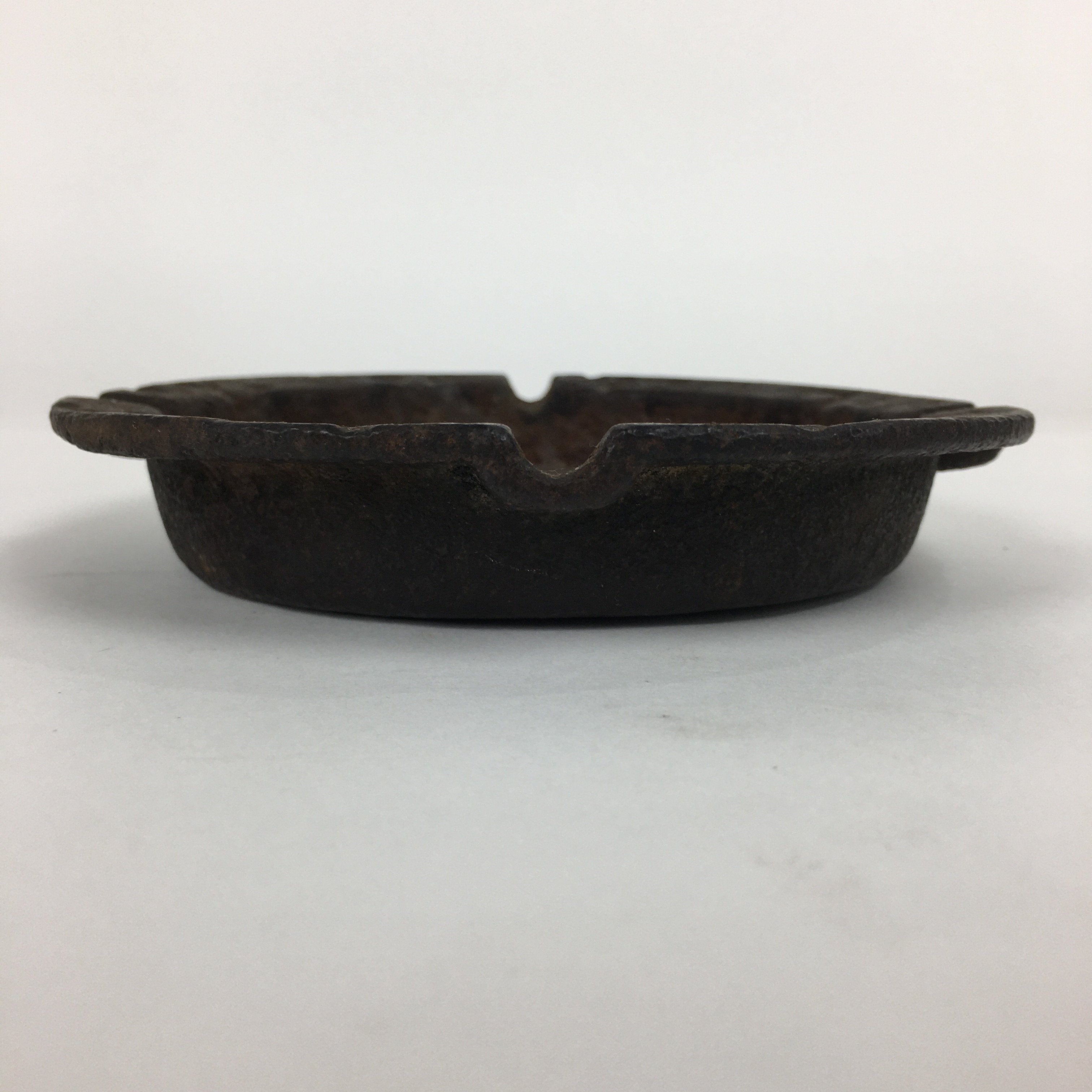 Japanese Metal Iron Ashtray Vtg Rustic Design Round Shaped Haizara JK241