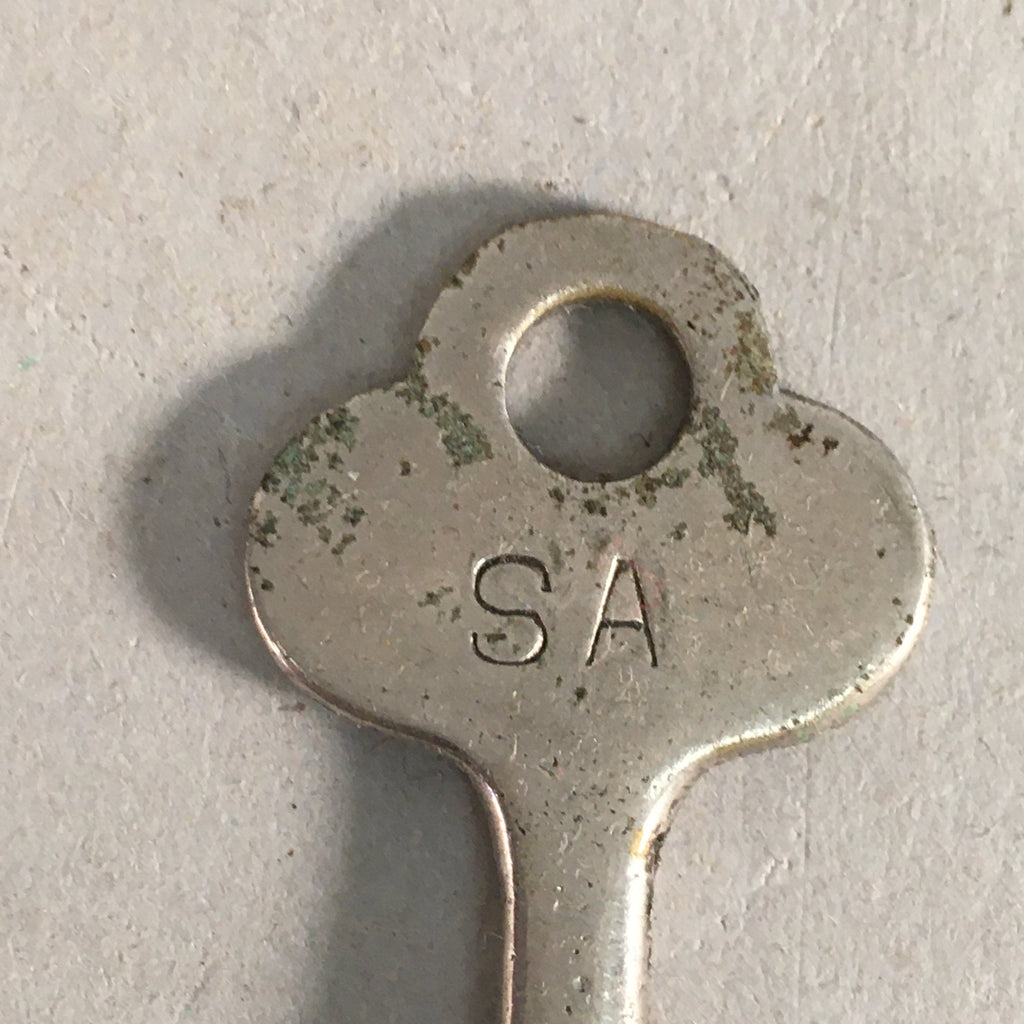Japanese Metal Key Vtg C1930 Silver 3 leaves JK20