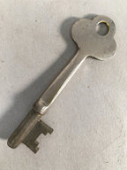 Japanese Metal Key Vtg C1930 Silver 3 leaves JK24