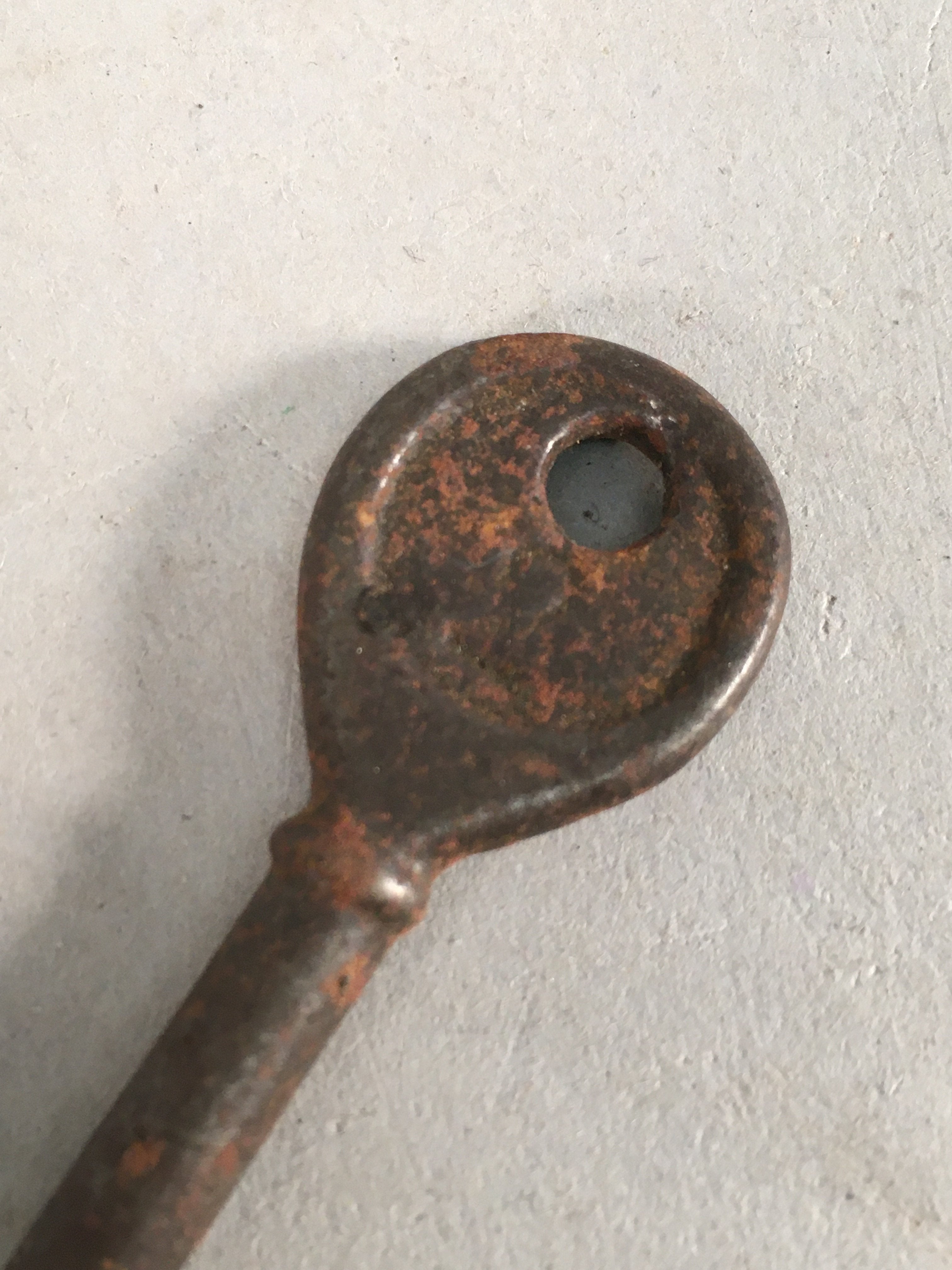 Japanese Metal Key Vtg Iron Lky Round C1930 Brown JK15