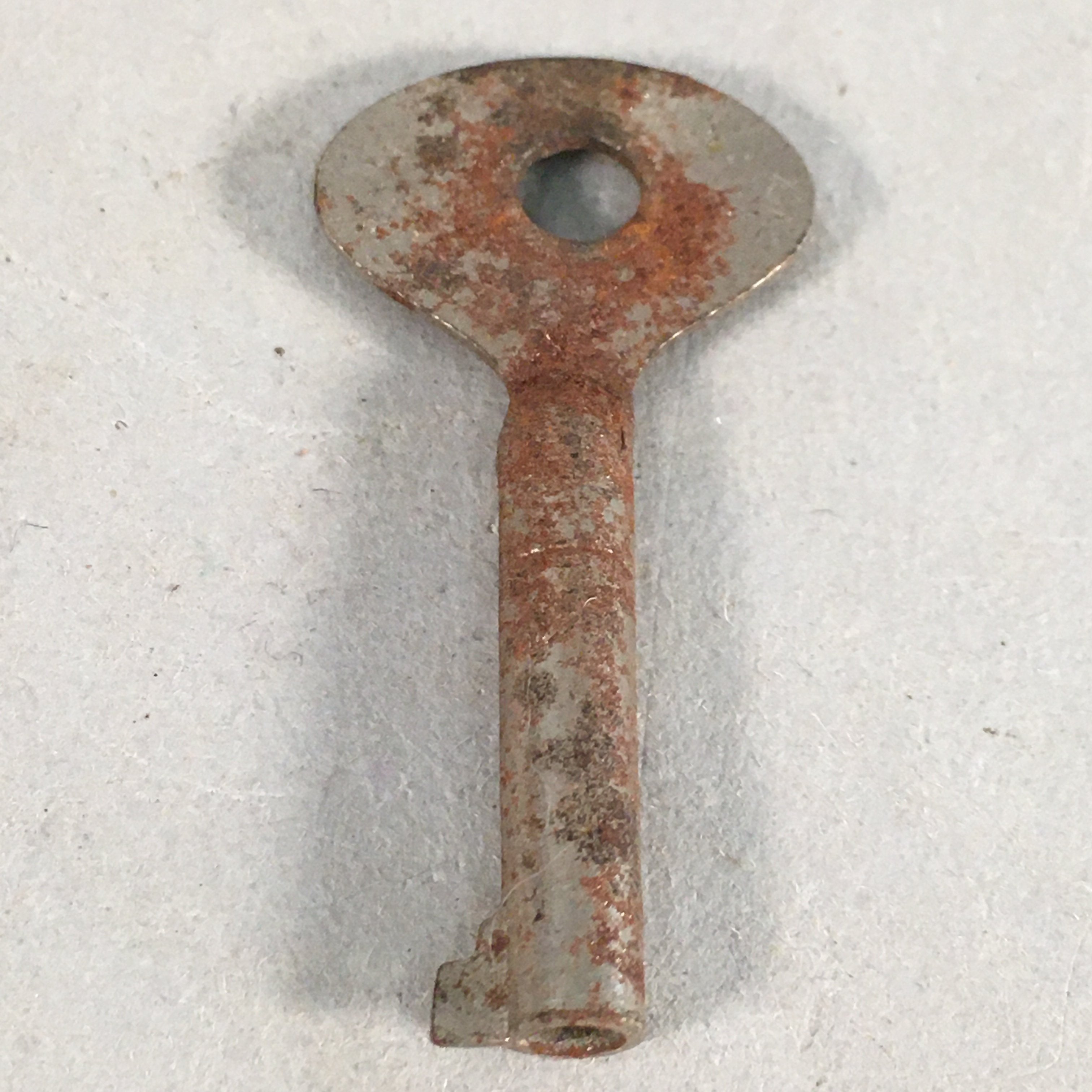 Japanese Metal Key Vtg Iron Oval C1930 Brown Silver JK18