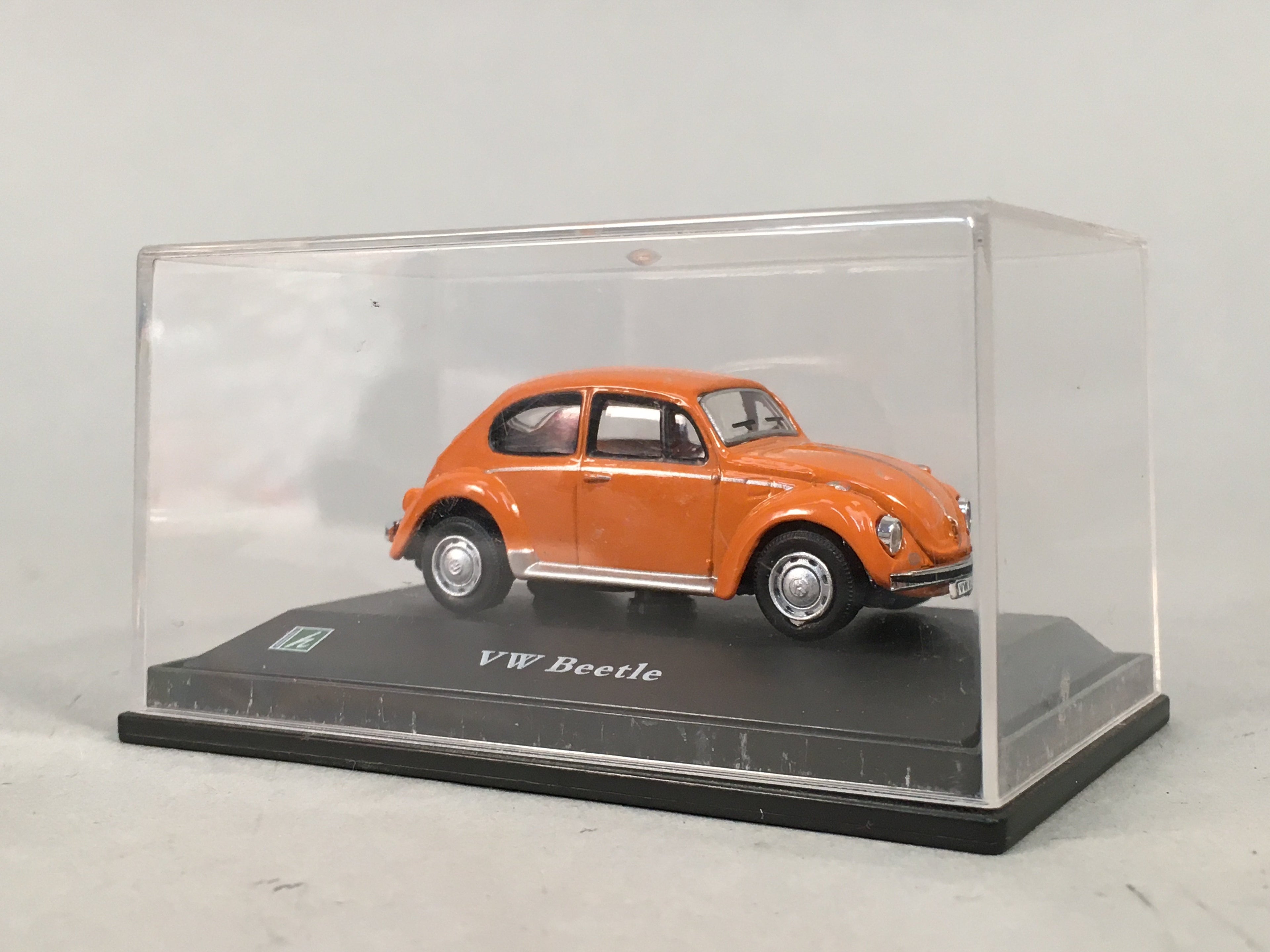 Japanese Miniature Car Toy Display Stand Vtg Volkwagen Beatle Orange JK132