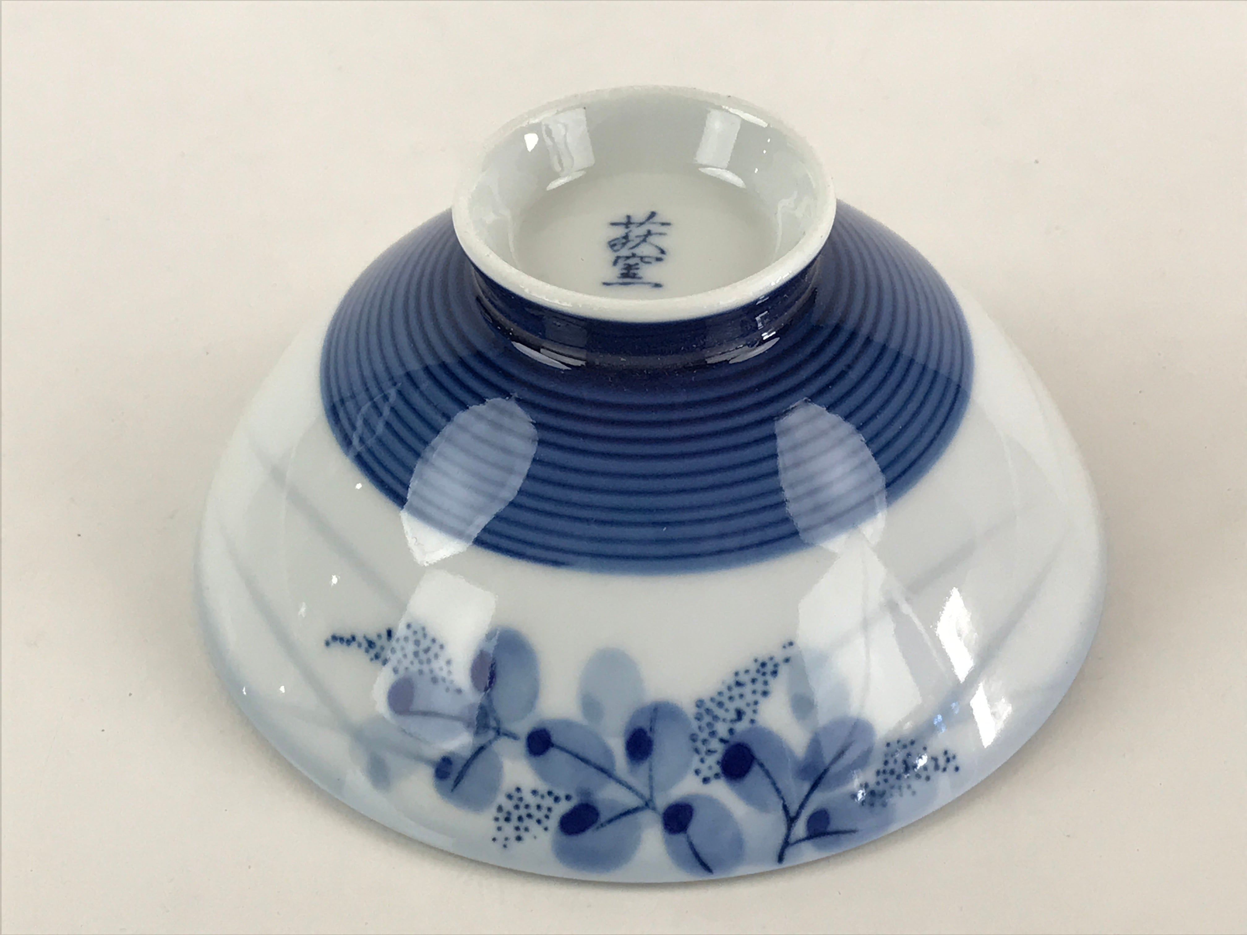 Japanese Mino Ware Hagi kiln Porcelain Rice Bowl Vtg Sometsuke Blue Flower QT154