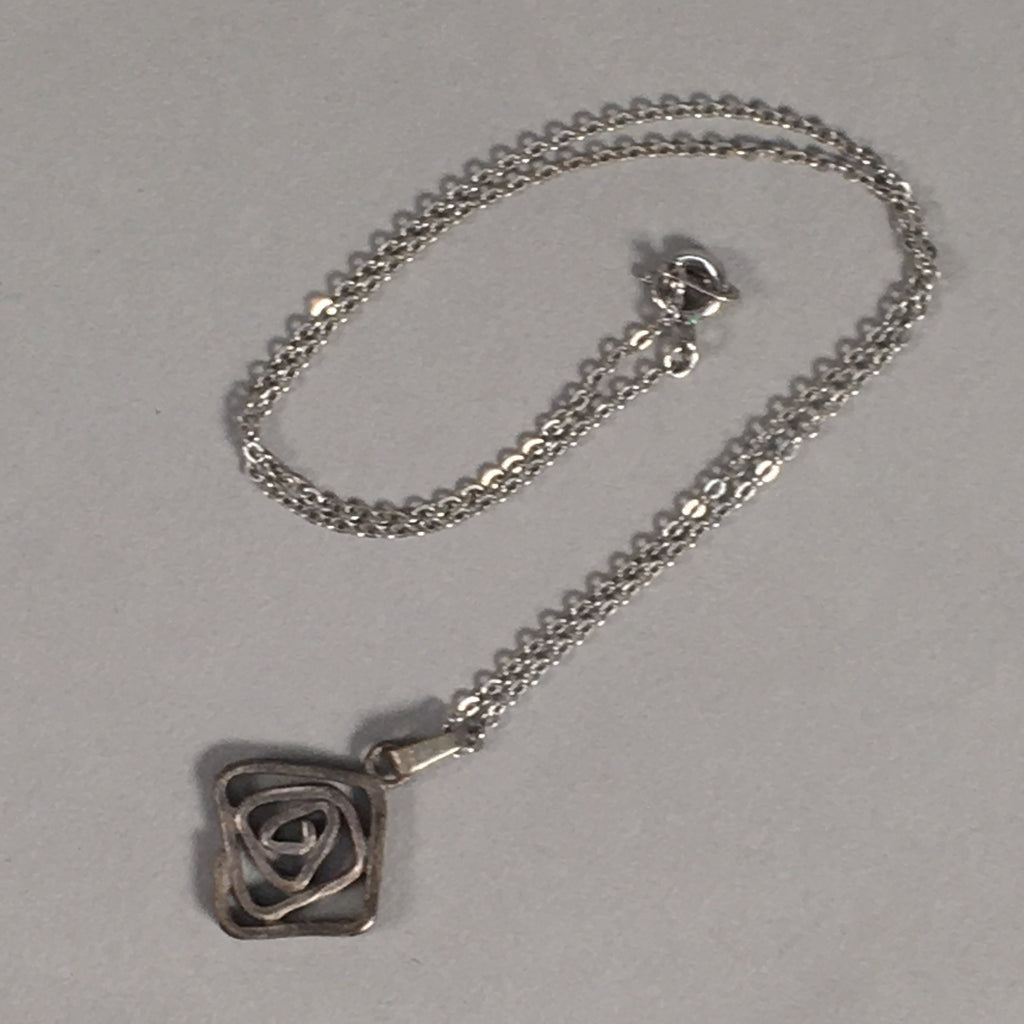 Japanese Necklace Rose Pendant Vtg Metal Silver JK109