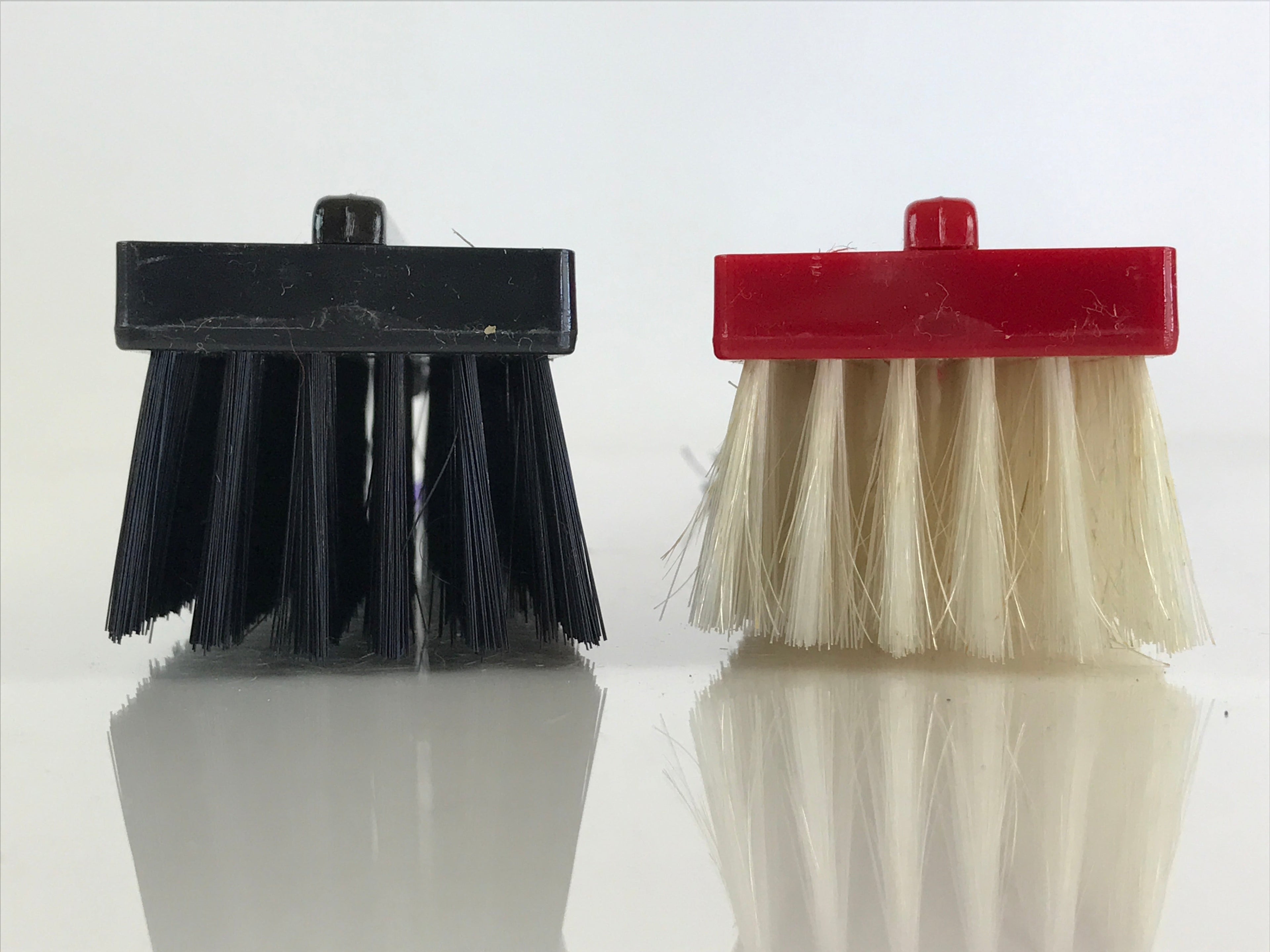 Japanese Nishijin-Ori Fan Shape Clothes Brush 2pc Set Vtg Red Black PX637
