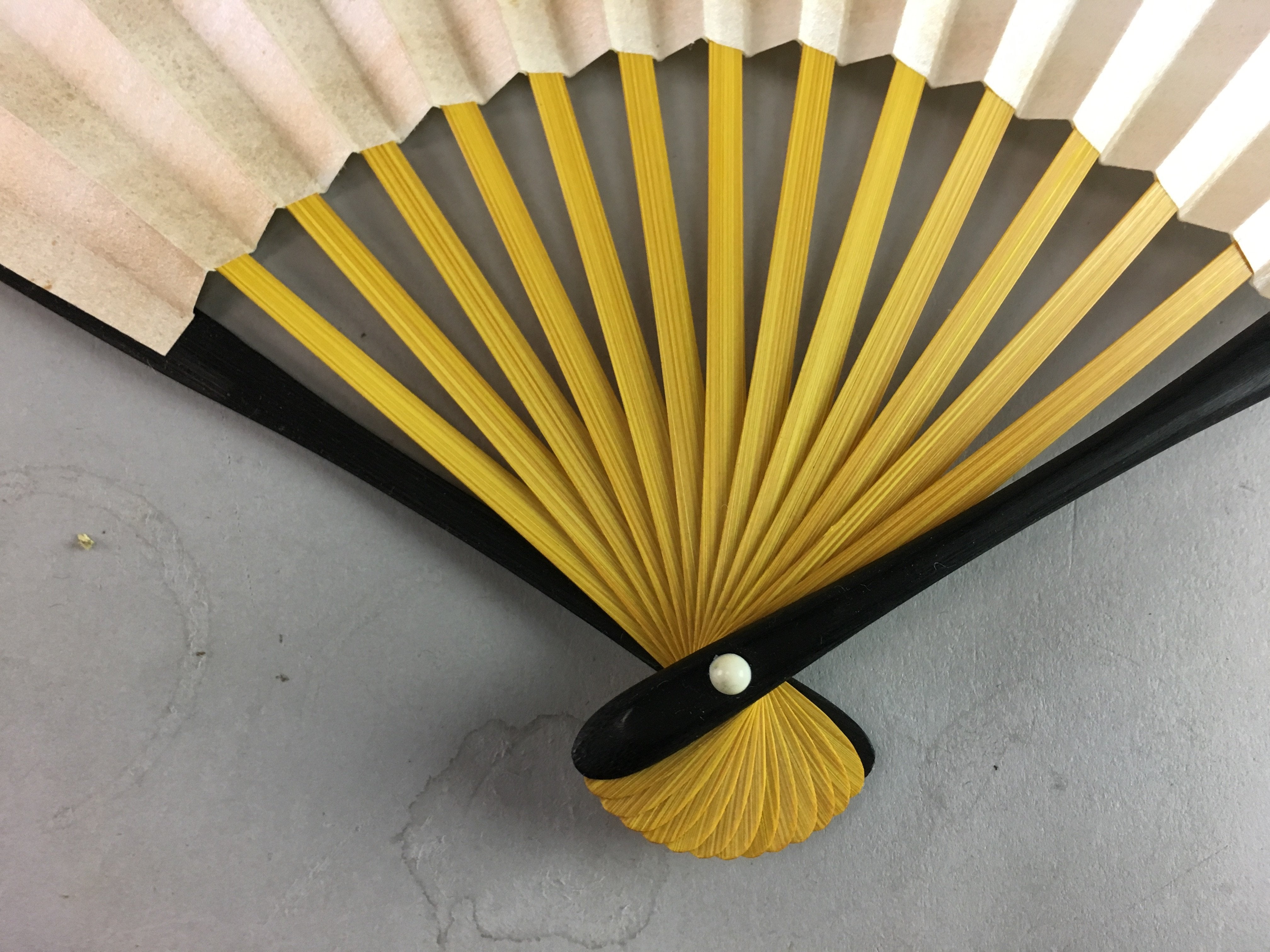 Japanese Paper Folding Fan Vtg Sensu Bamboo Kanji Saiun Cloud Iridescence 4D187