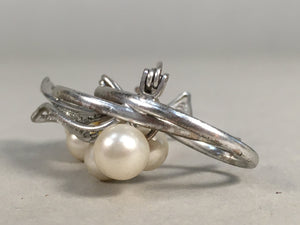 Japanese Pearl Brooch Silver Metal Vtg Pin Badge Artificial White JK101