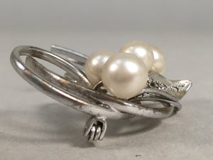 Japanese Pearl Brooch Silver Metal Vtg Pin Badge Artificial White JK101