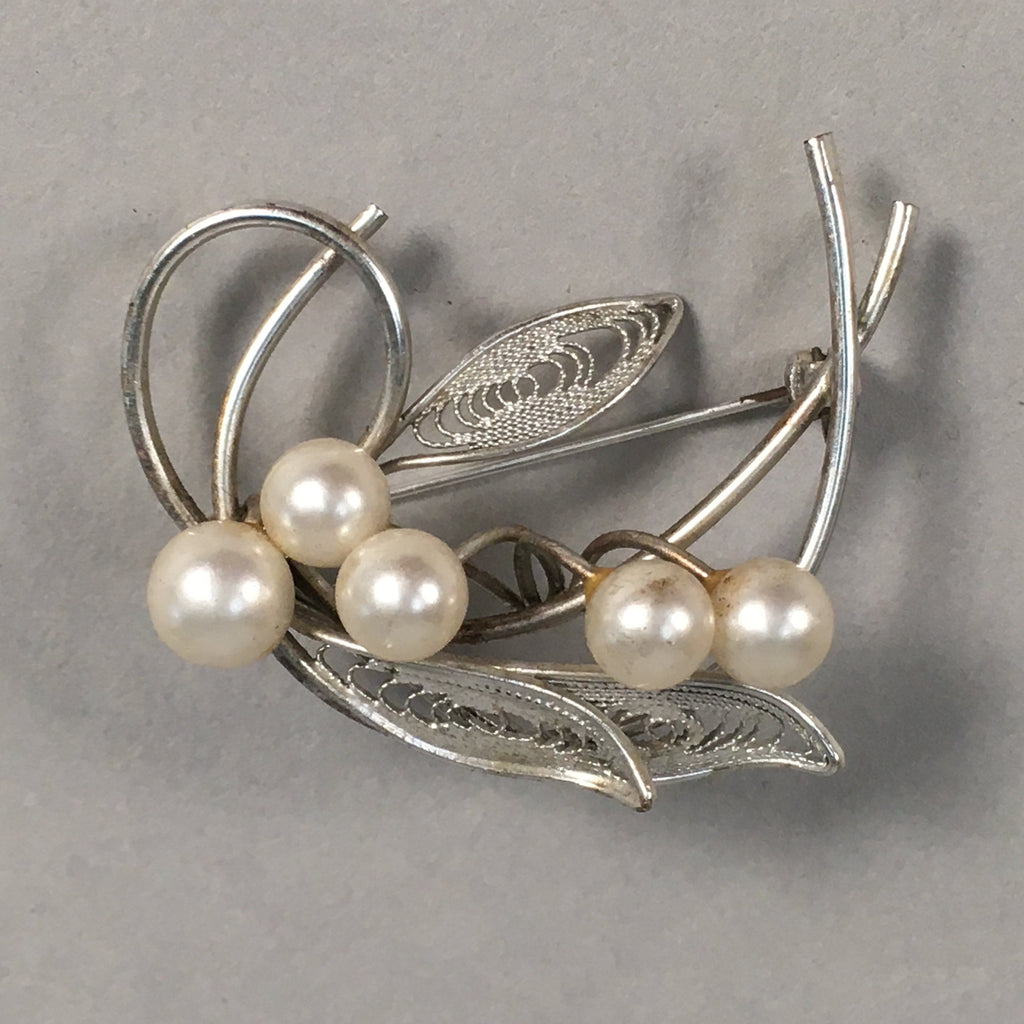 Japanese Pearl Brooch Silver Metal Vtg Pin Badge Artificial White JK101