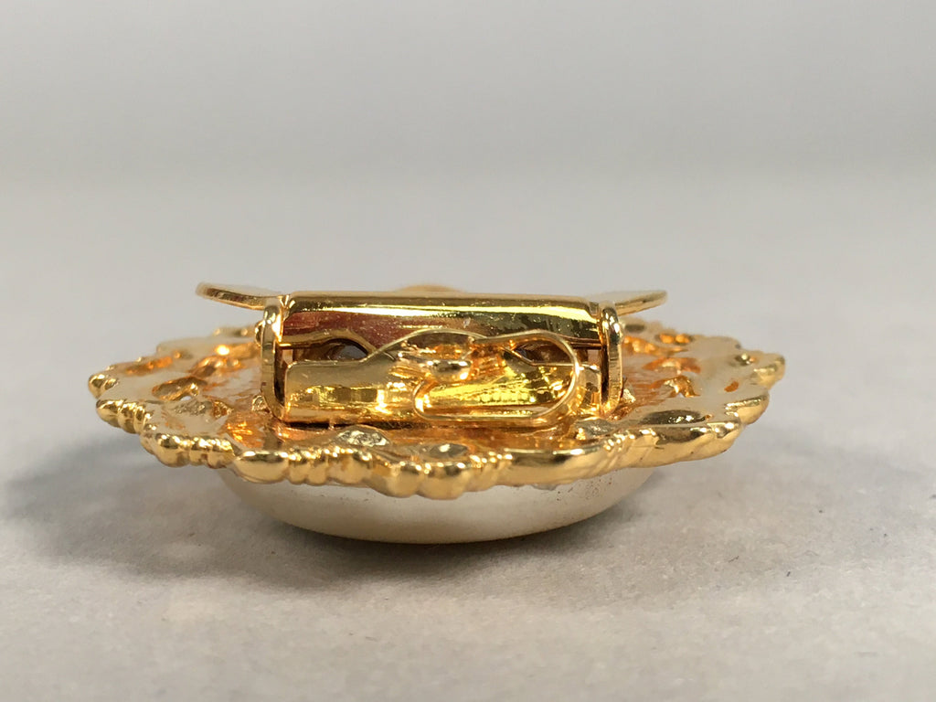 Japanese Pearl Brooch Vtg Badge Pin Artificial Gold Round Flat JK65