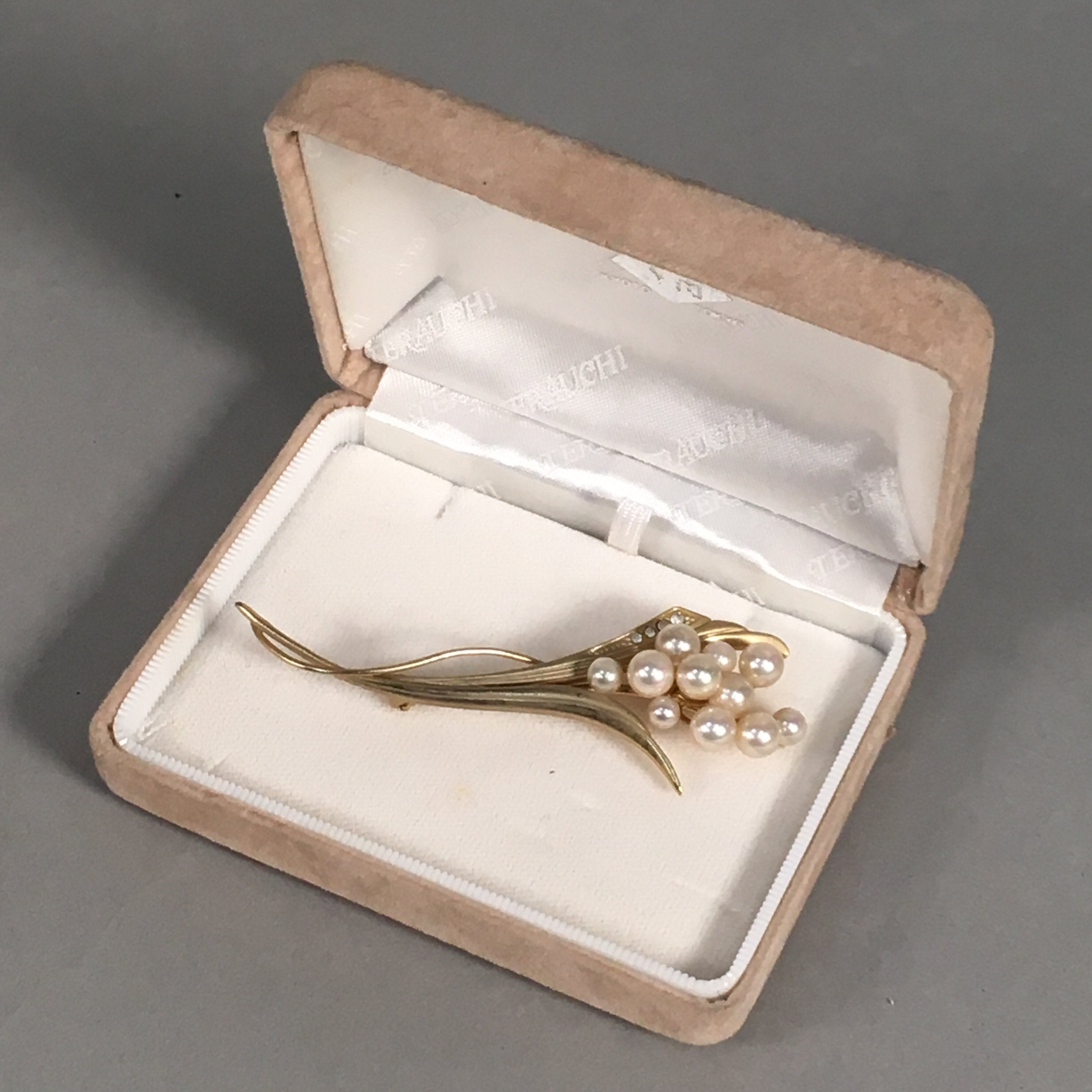Japanese Pearl Floral Brooch Gold Metal Vtg Pin Artificial White Round JK46