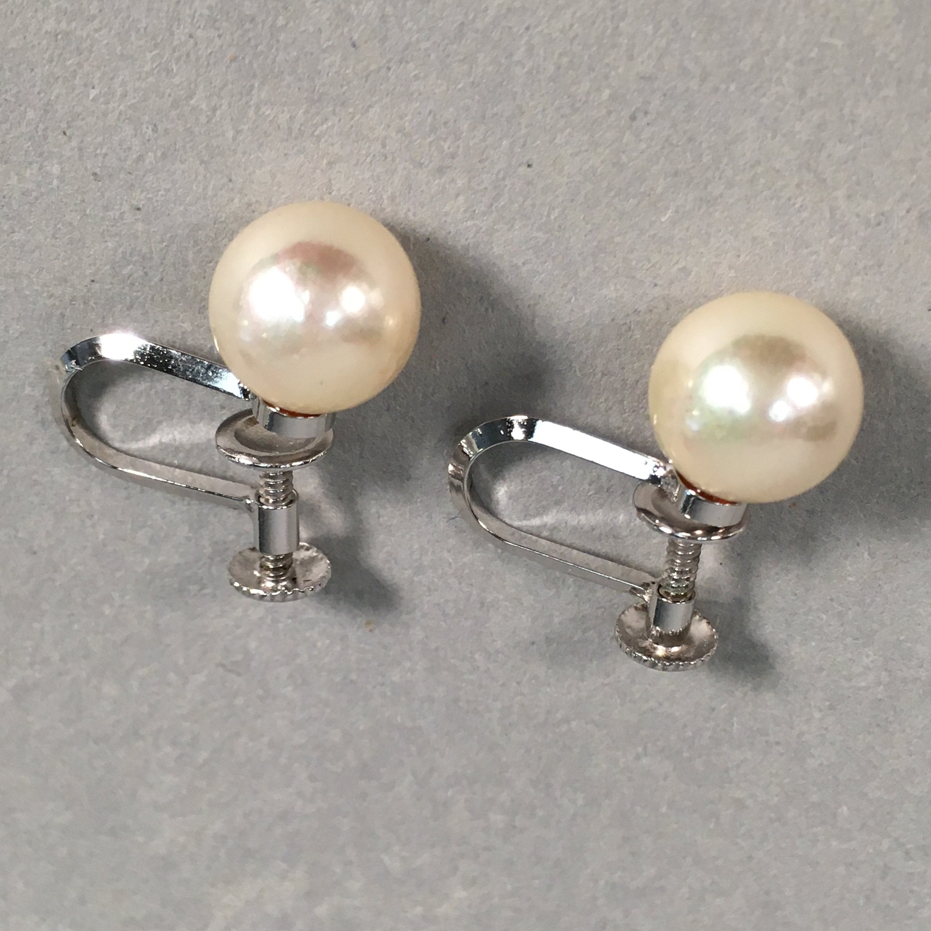 Japanese Pearl Set Necklace Earrings Brooch Vtg Silver Case JK73