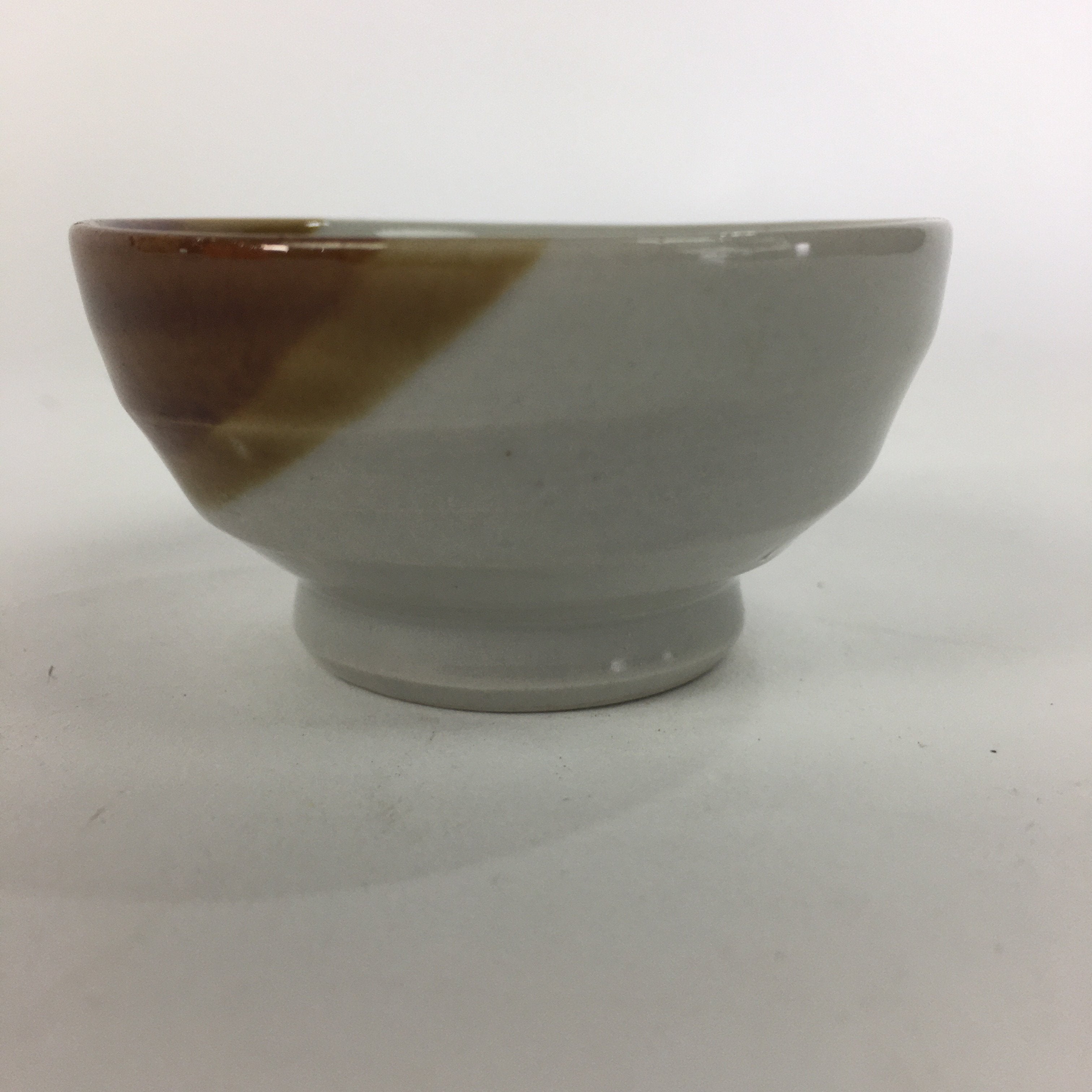Japanese Pocerain Sake Cup Vtg Guinomi White Brown Kanji Design Ochoko GU979