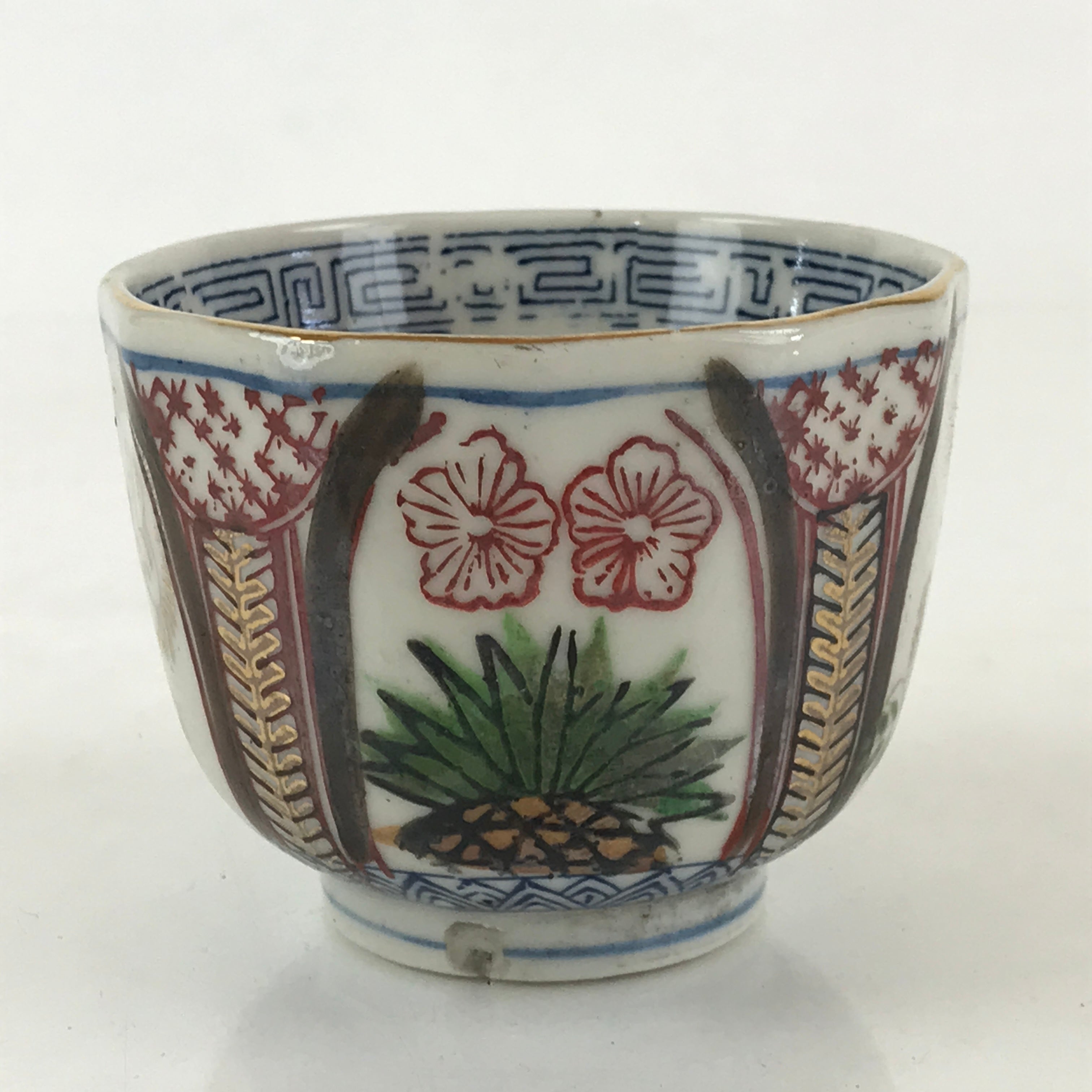 Japanese Porcelain Arita Ware Imari Teacup Yunomi Vtg Plants Flower Gold TC331