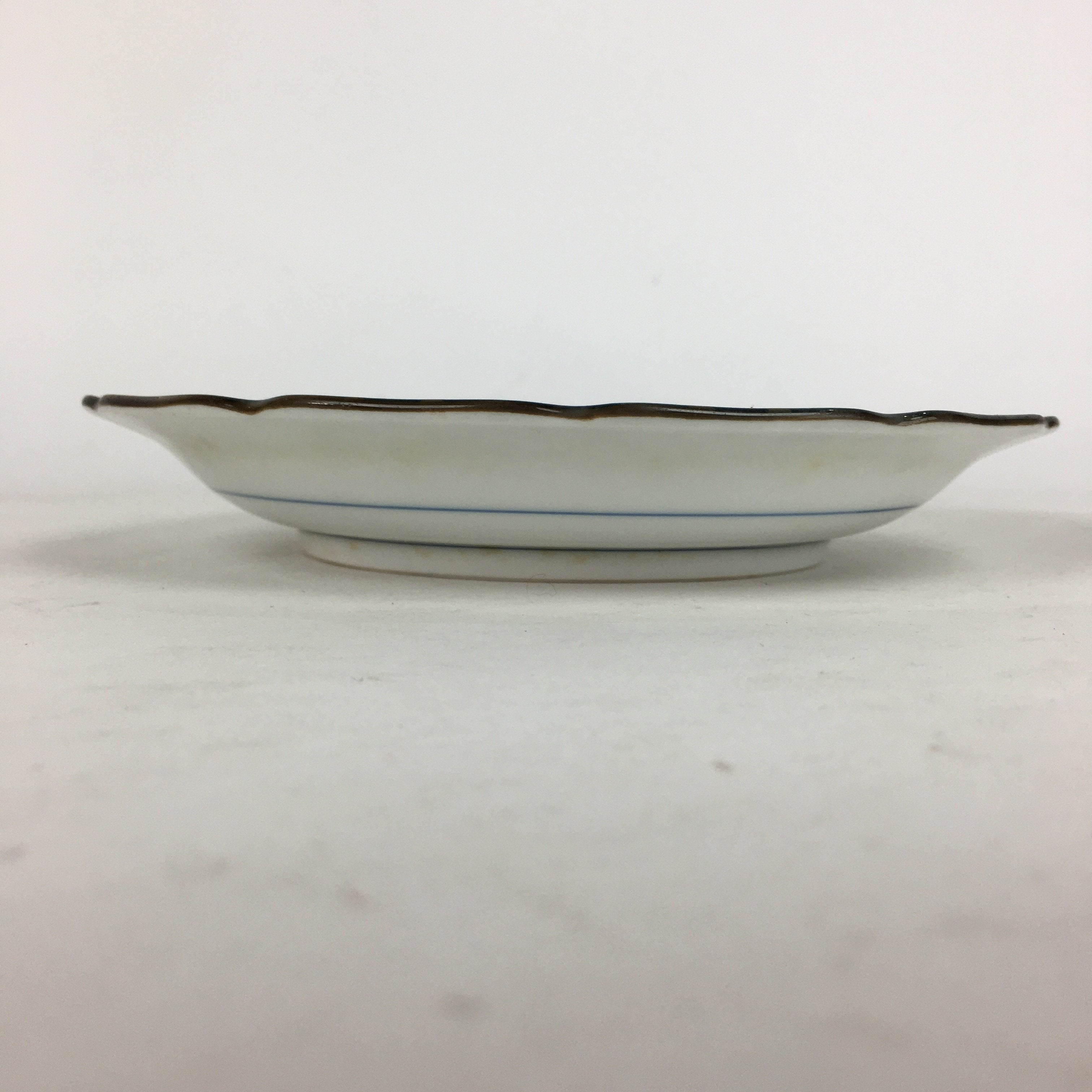 Japanese Porcelain Arita Ware Plate Sara Vtg Blue Sometsuke Round Flower PP663