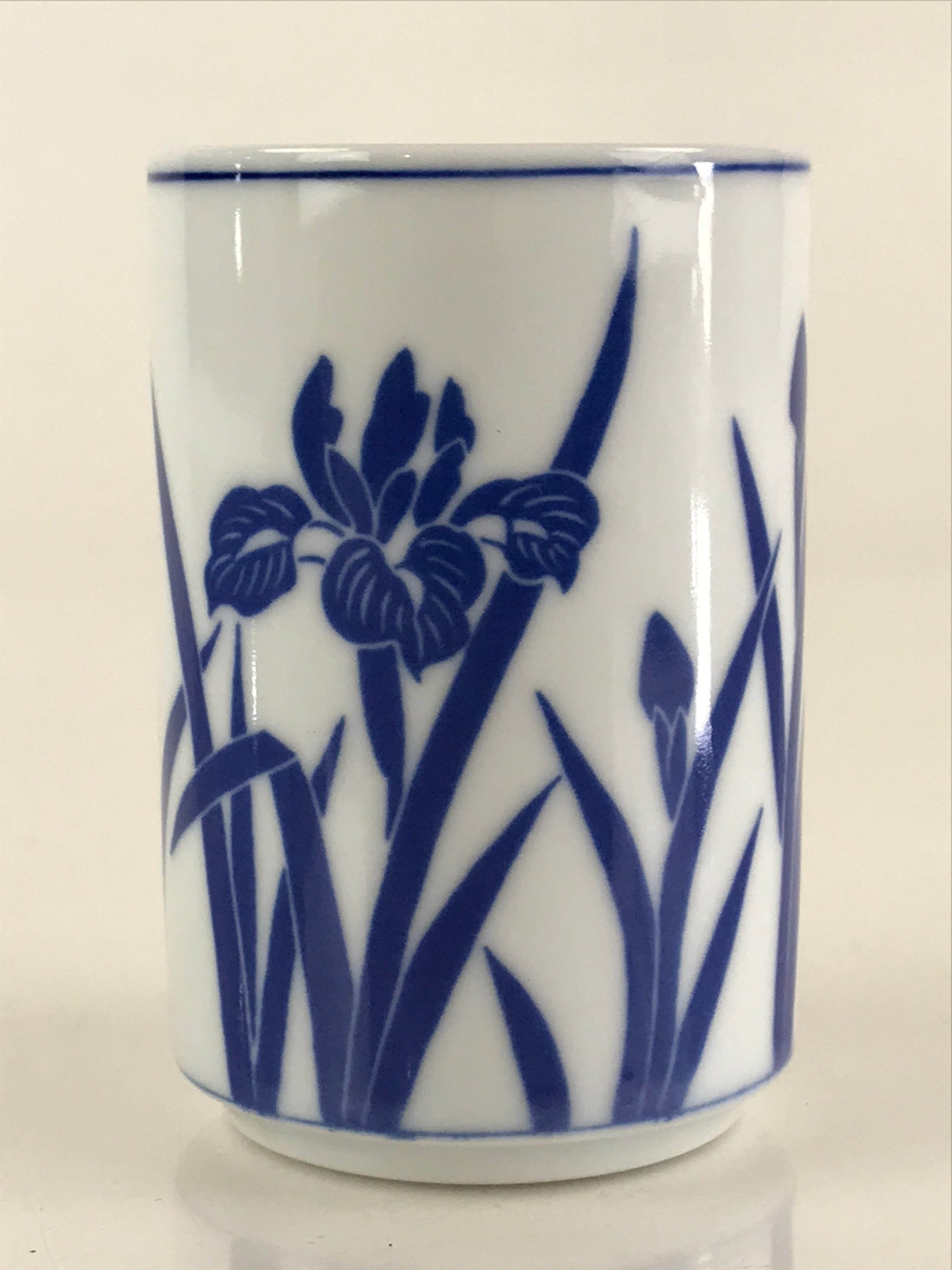 Japanese Porcelain Arita Ware Teacup Yunomi Vtg Blue Sometsuke Iris Sencha TC320