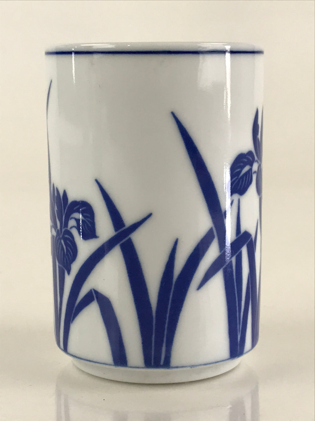 Japanese Porcelain Arita Ware Teacup Yunomi Vtg Blue Sometsuke Iris Sencha TC320