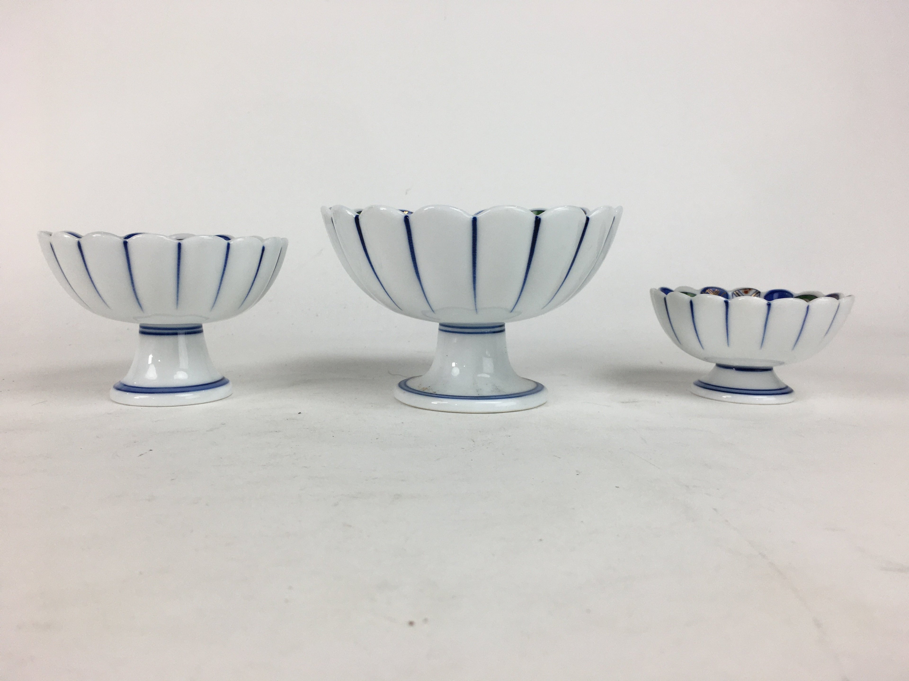 Japanese Porcelain Arita ware Legged Bowl 3pc Set Vtg Kobachi Blue Green Gold PP