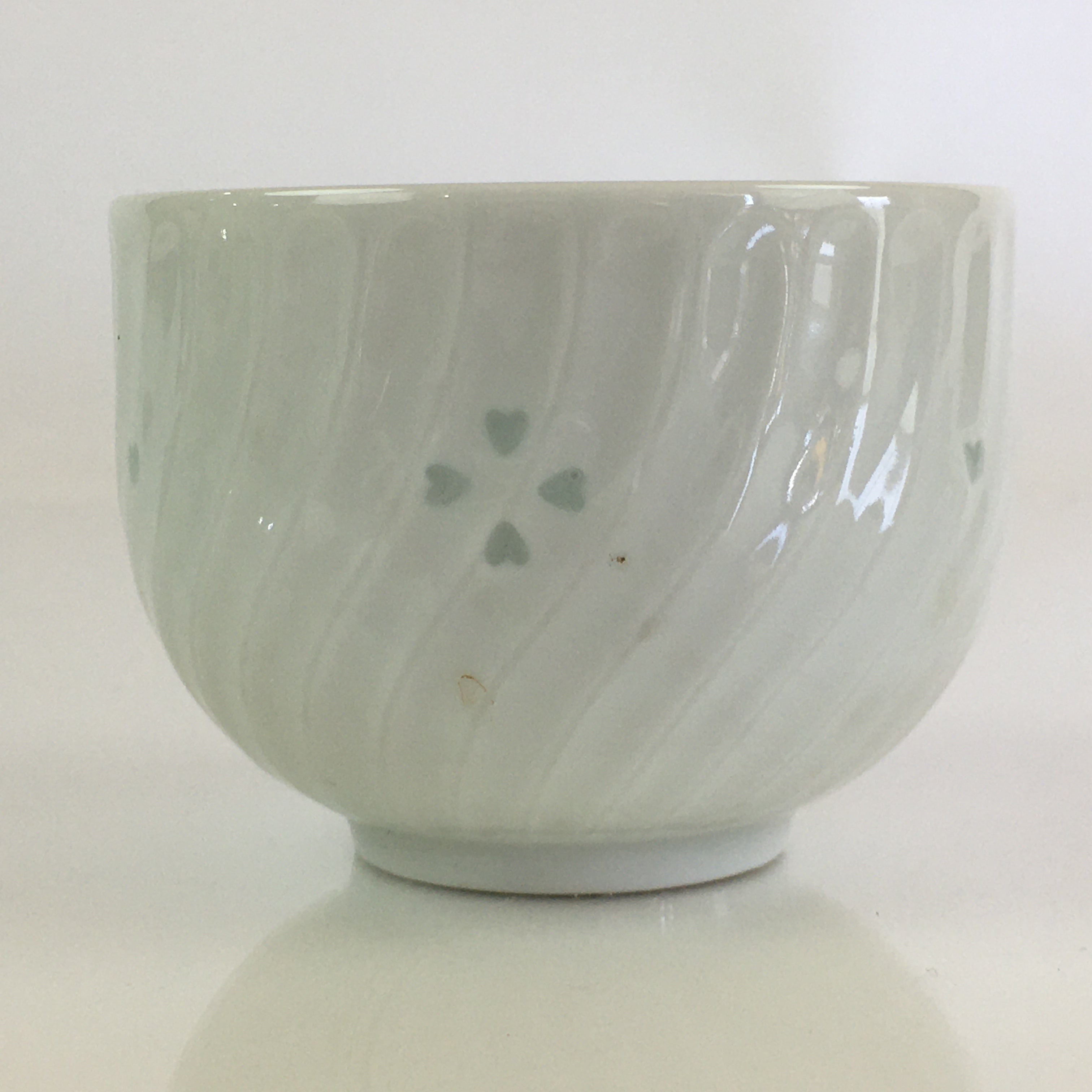 Japanese Porcelain Arita ware Teacup Vtg Yunomi Sencha White TC296