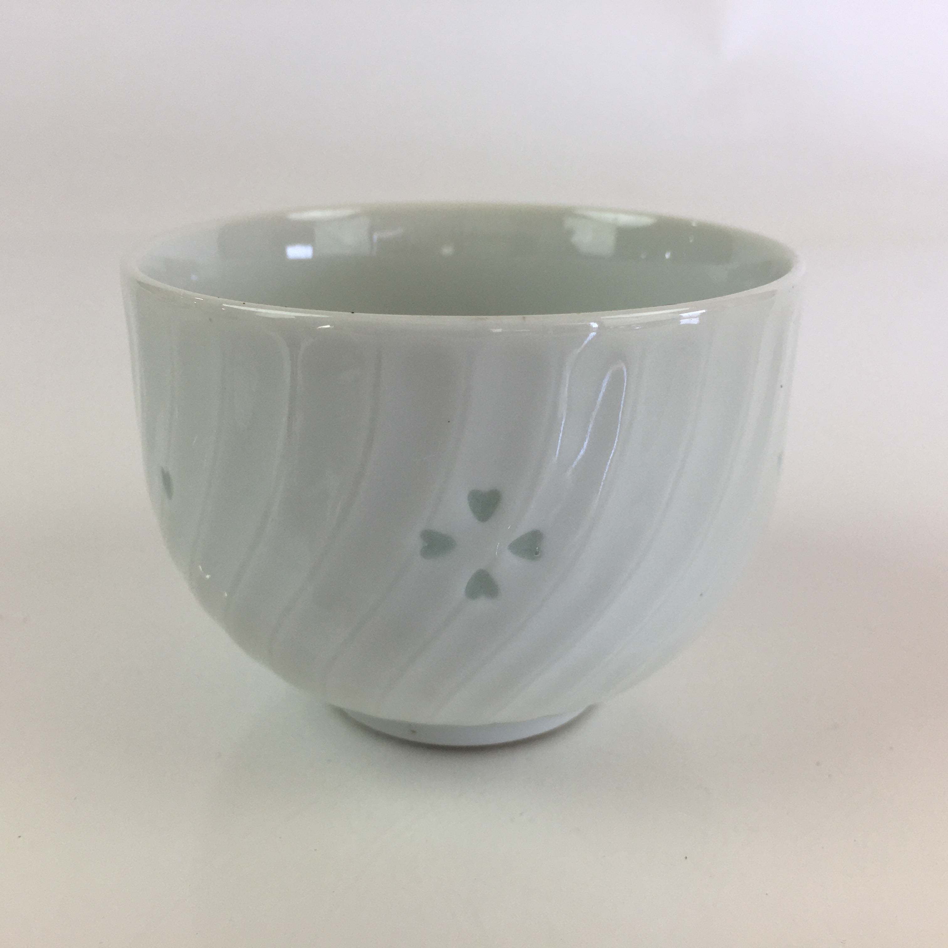 Japanese Porcelain Arita ware Teacup Vtg Yunomi Sencha White TC296
