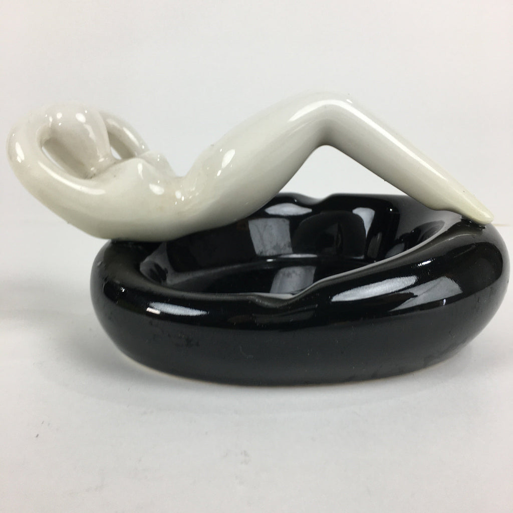 Japanese Porcelain Ashtray Vtg Haizara Black Tray White Naked Woman PP784