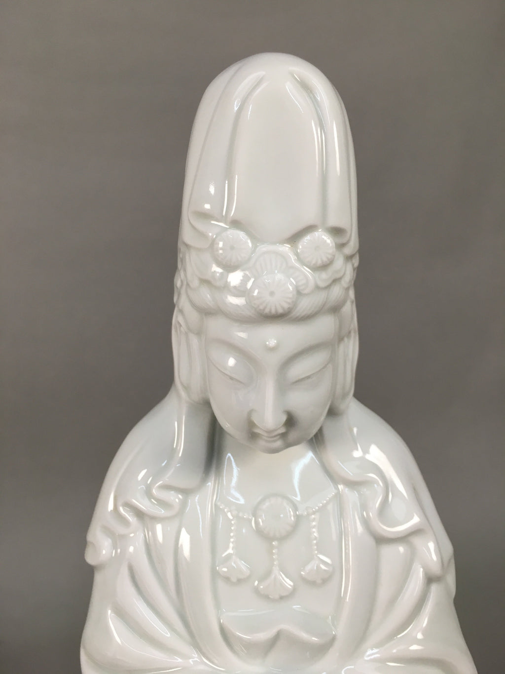 Japanese Porcelain Buddhist Altar Statue Vtg Female Kannon Bosatsu White BD612