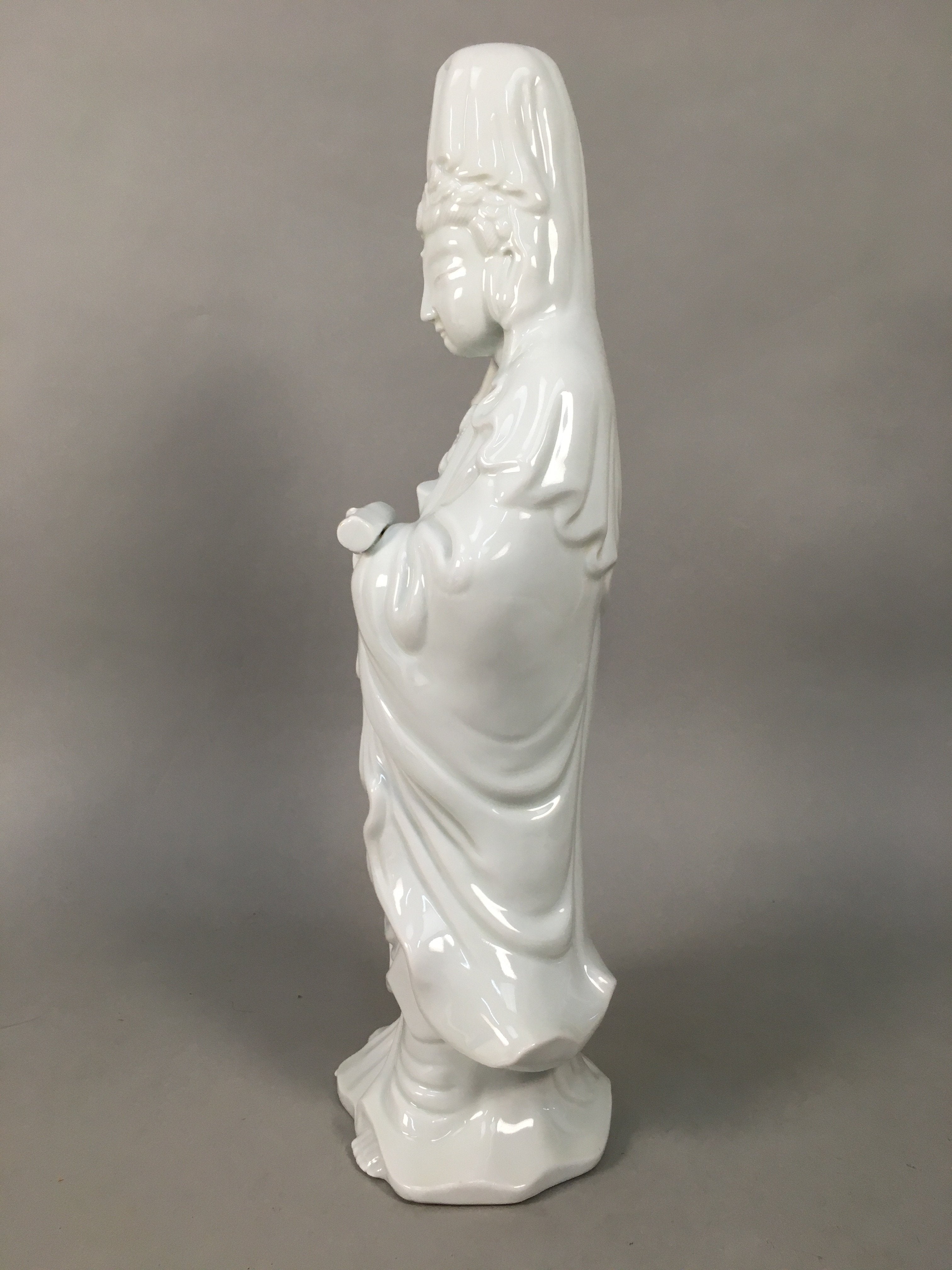 Japanese Porcelain Buddhist Altar Statue Vtg Female Kannon Bosatsu White BD612