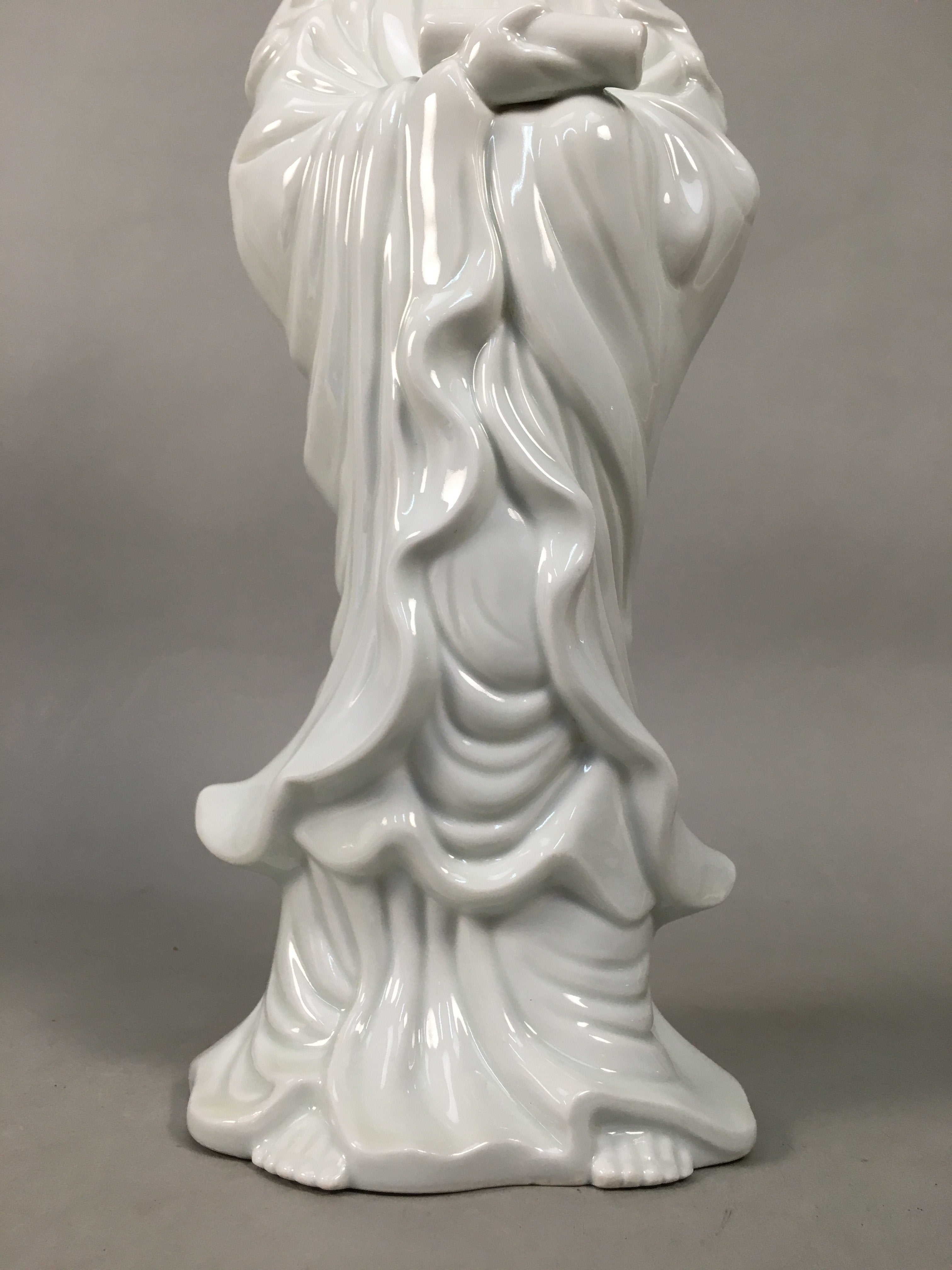 Japanese Porcelain Buddhist Altar Statue Vtg Female Kannon Bosatsu White BD612