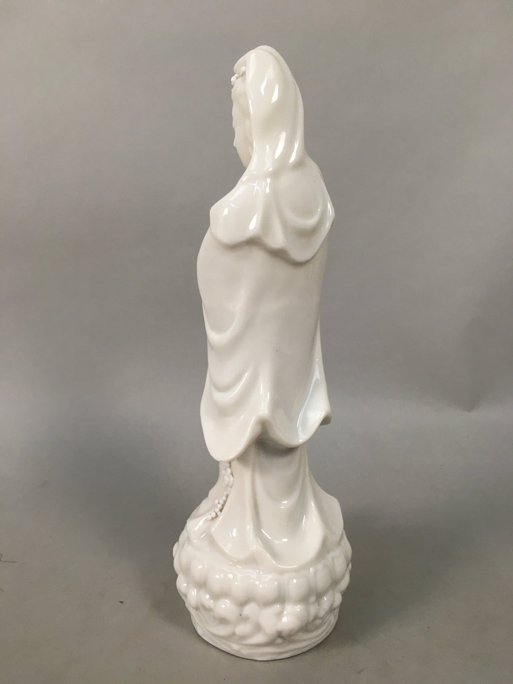 Japanese Porcelain Buddhist Statue Vtg Female Kannon Bosatsu White BD605