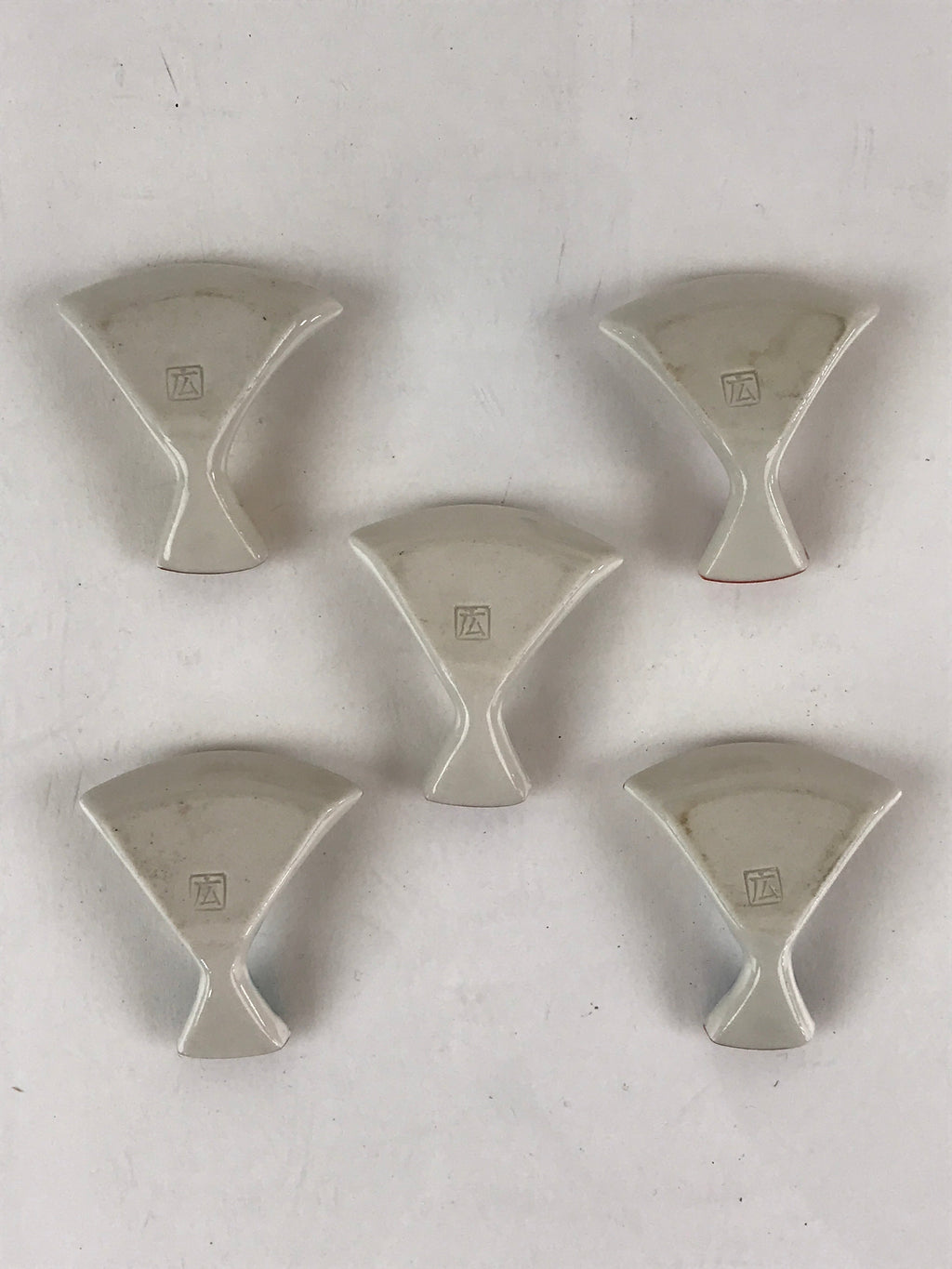 Japanese Porcelain Chopstick Rest Holder 5pc Set Vtg Folding Fan Hashioki CR267