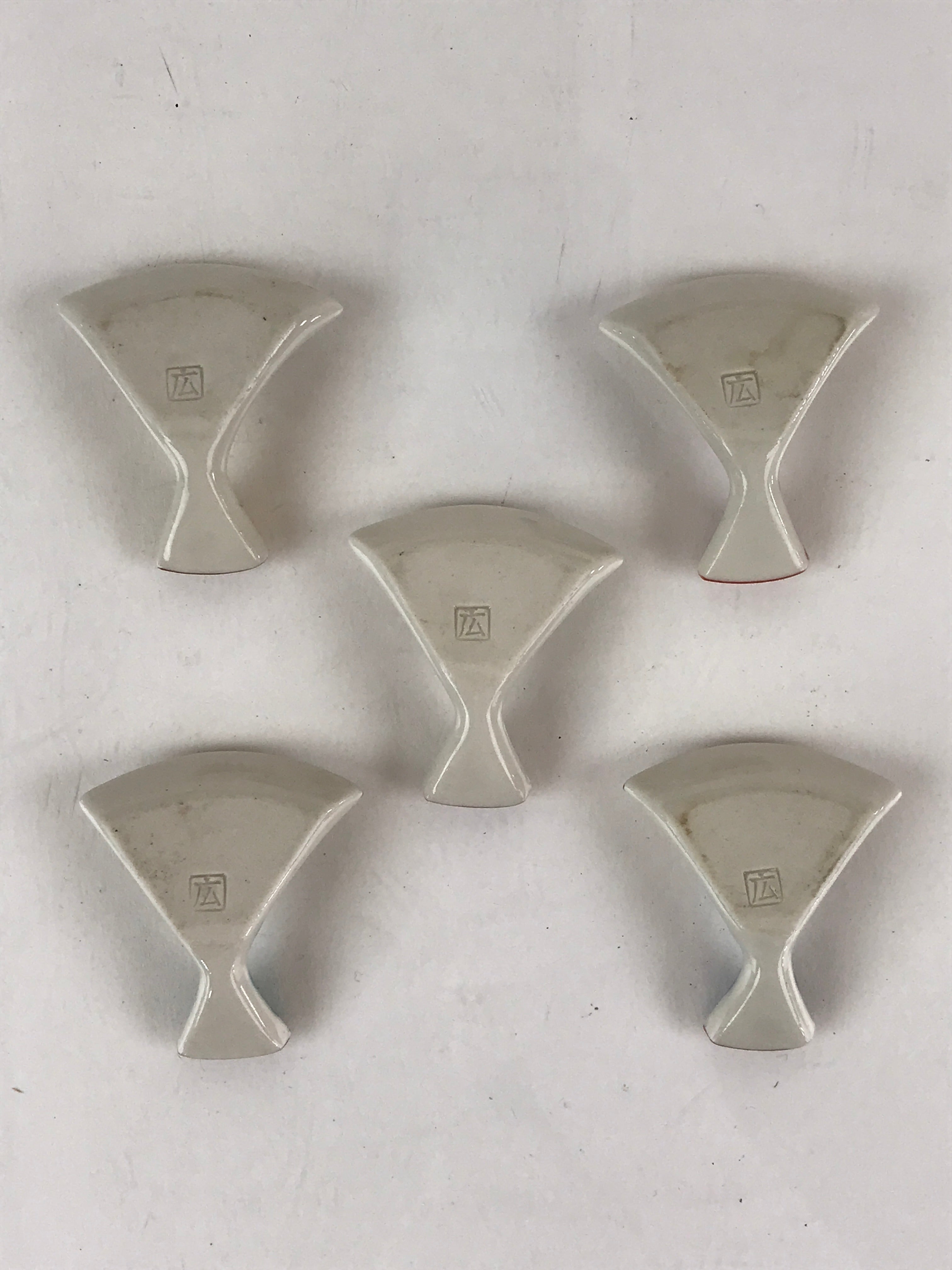 Japanese Porcelain Chopstick Rest Holder 5pc Set Vtg Folding Fan Hashioki CR267