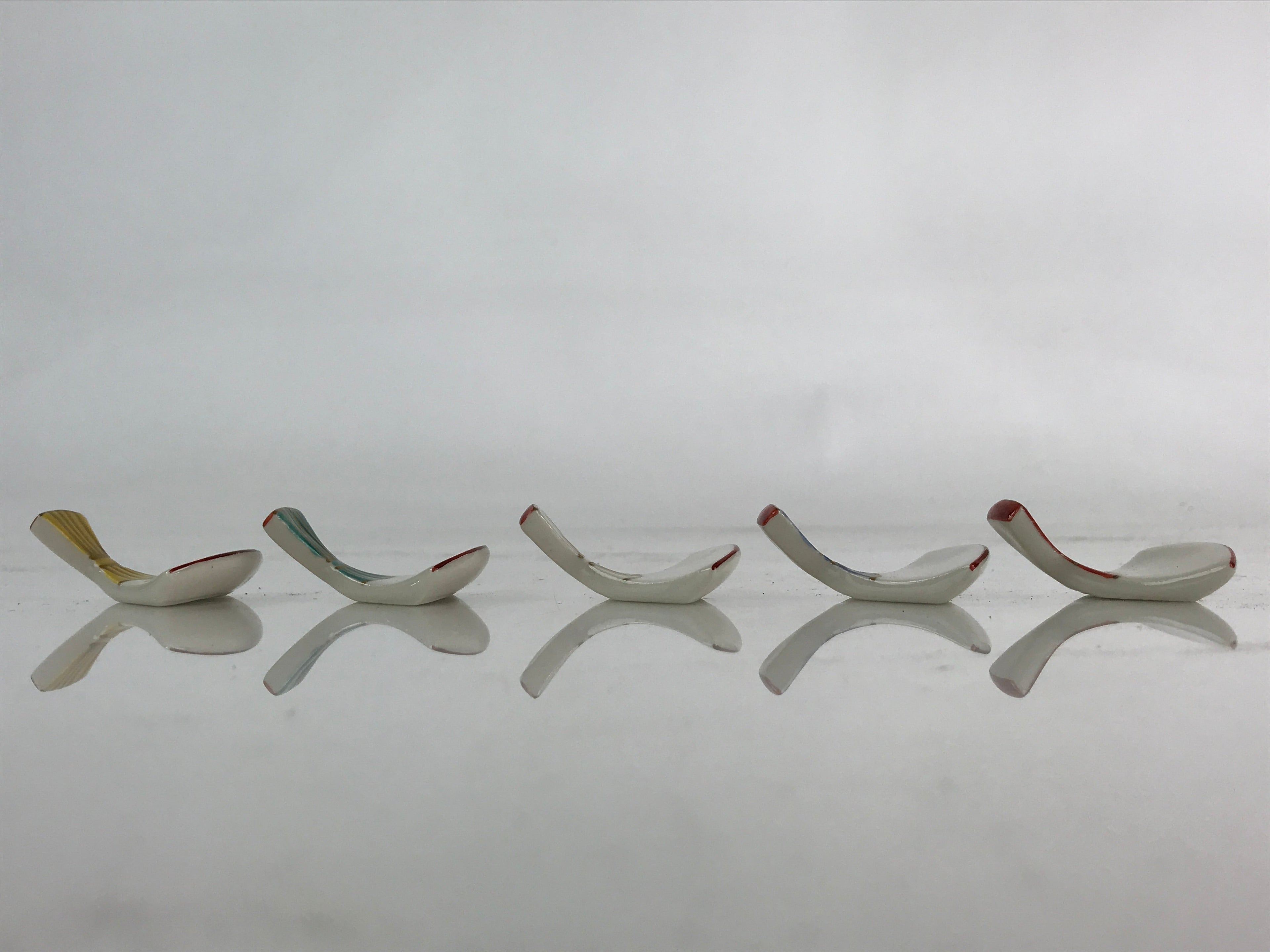 Japanese Porcelain Chopstick Rest Holder 5pc Set Vtg Folding Fan Hashioki CR267