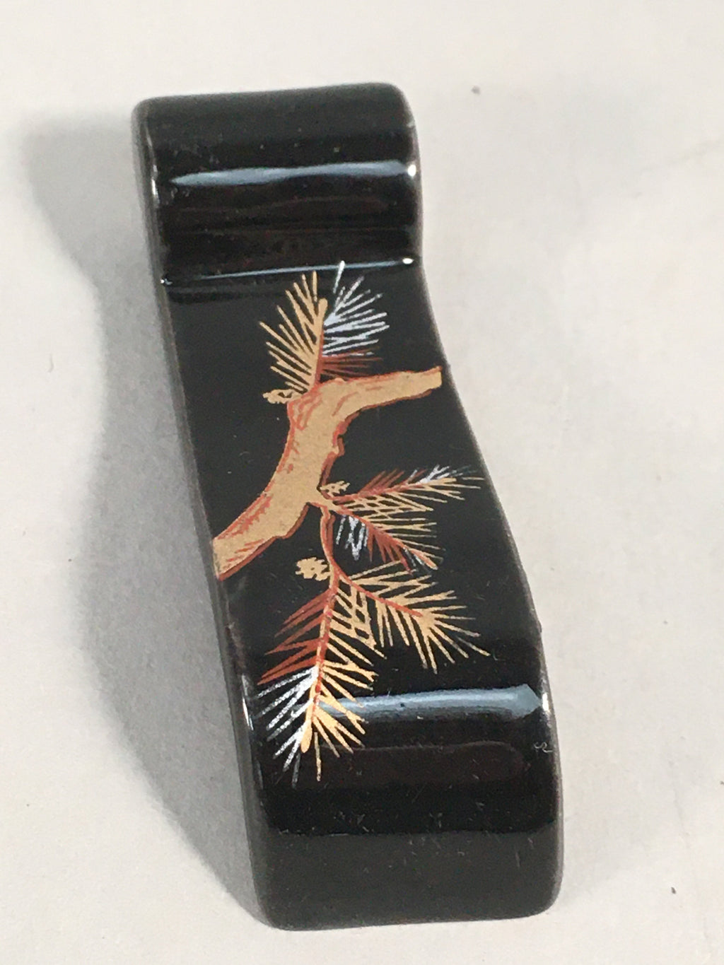 Japanese Porcelain Chopstick Rest Holder Vtg Black Gold Pine Tree Scroll CR196