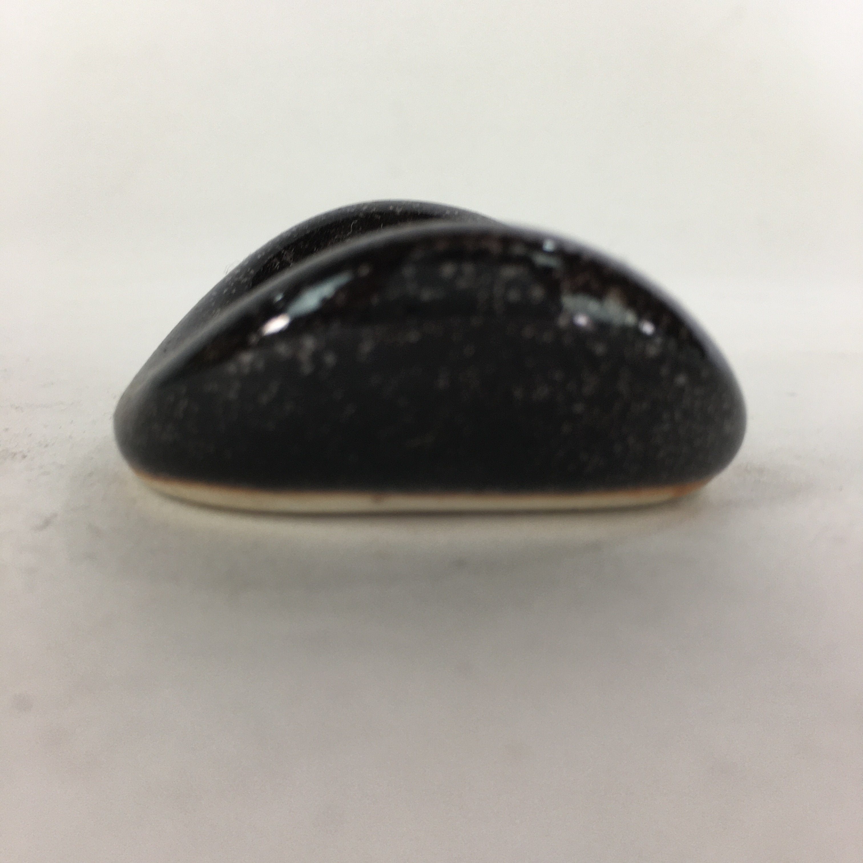 Japanese Porcelain Chopstick Rest Holder Vtg Black Round Shape Hashioki CR255