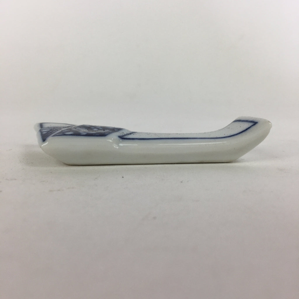 Japanese Porcelain Chopstick Rest Holder Vtg Blue Ribbon Tied Shape Hashioki CR2
