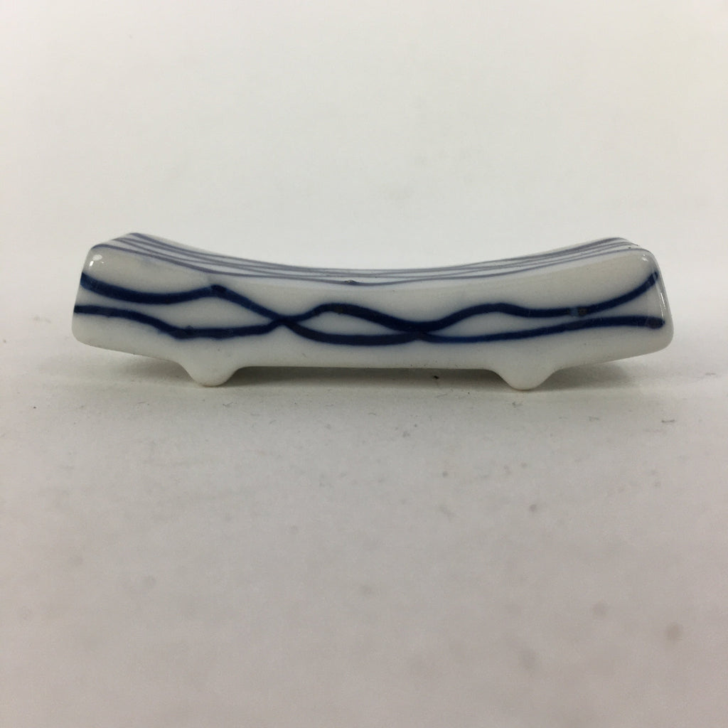 Japanese Porcelain Chopstick Rest Holder Vtg Blue Sometsuke Lines Hashioki CR248