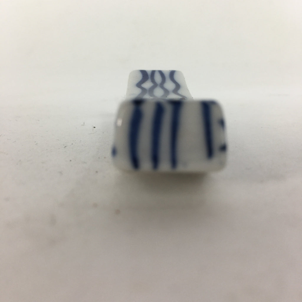 Japanese Porcelain Chopstick Rest Holder Vtg Blue Sometsuke Lines Hashioki CR248