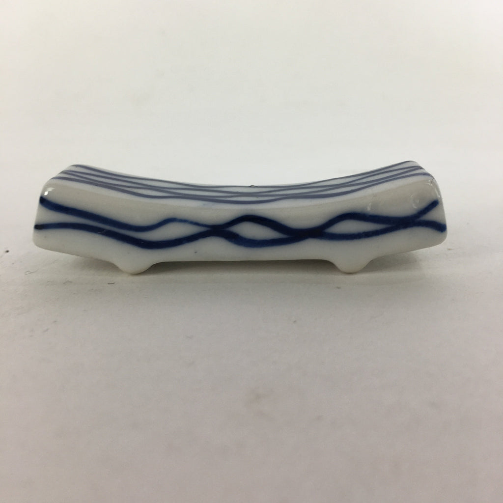 Japanese Porcelain Chopstick Rest Holder Vtg Blue Sometsuke Lines Hashioki CR248