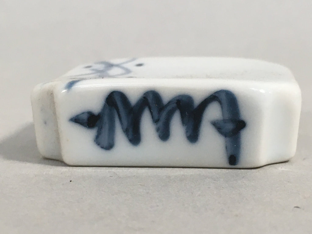 Japanese Porcelain Chopstick Rest Holder Vtg Blue White Sometsuke CR187