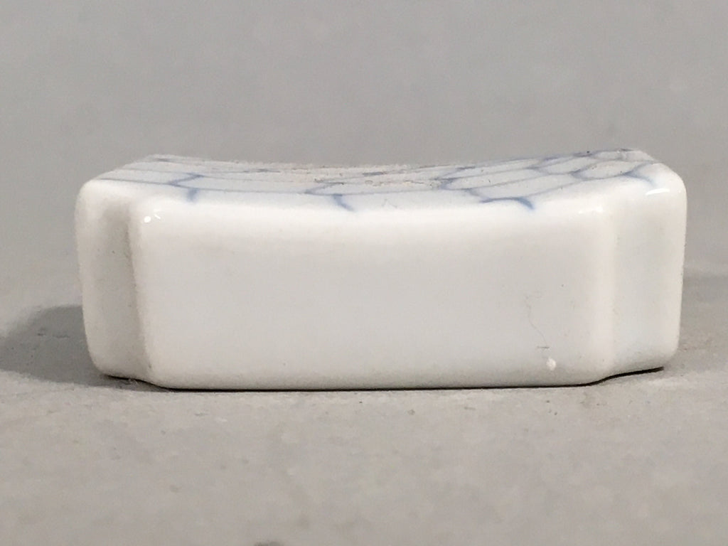 Japanese Porcelain Chopstick Rest Holder Vtg Blue White Sometsuke CR188