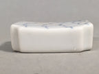 Japanese Porcelain Chopstick Rest Holder Vtg Blue White Sometsuke CR188