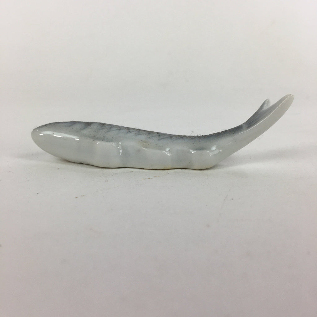 Japanese Porcelain Chopstick Rest Holder Vtg Gray Fish Shape Hashioki CR217